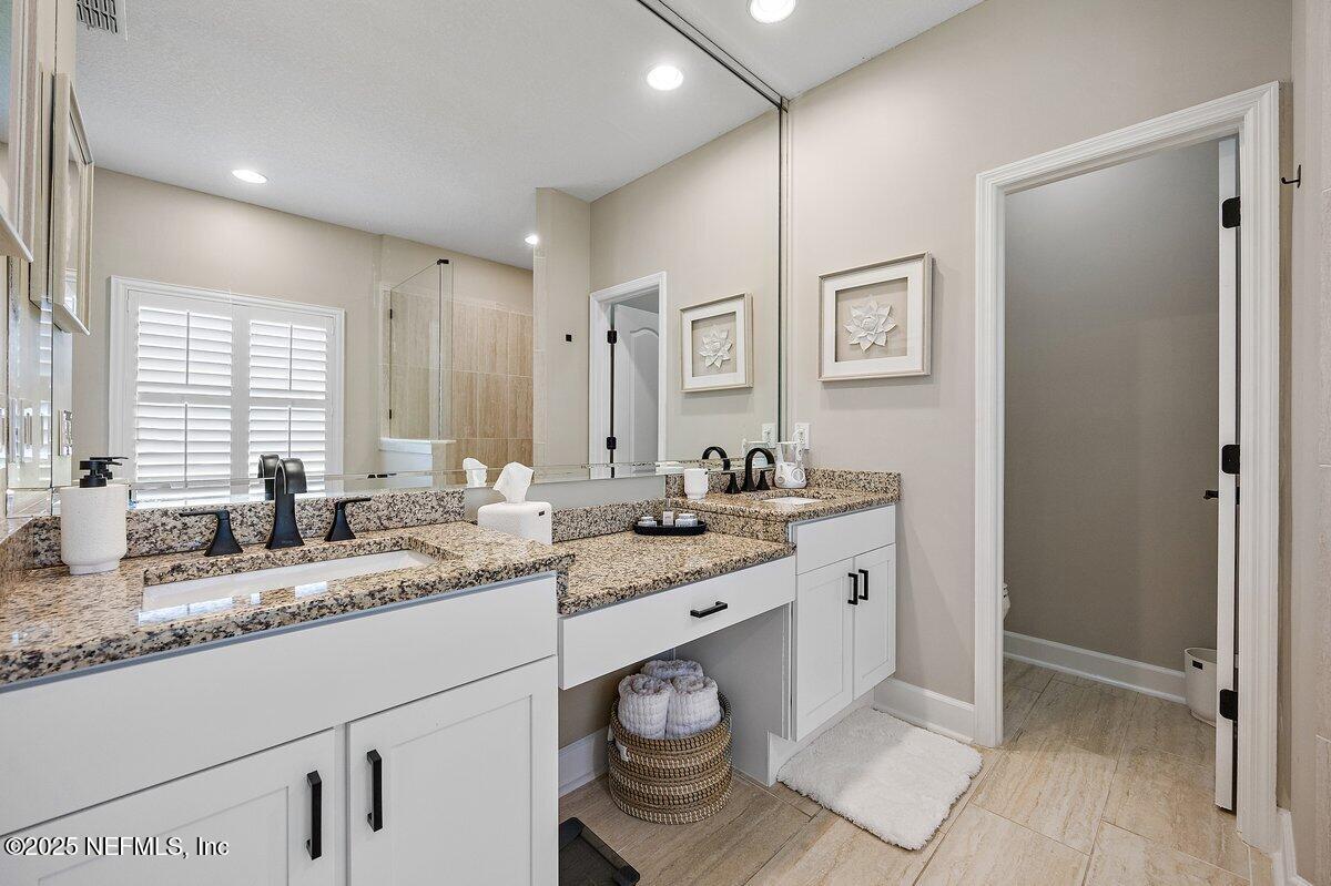 1611 NOTTINGHAM KNOLL Drive