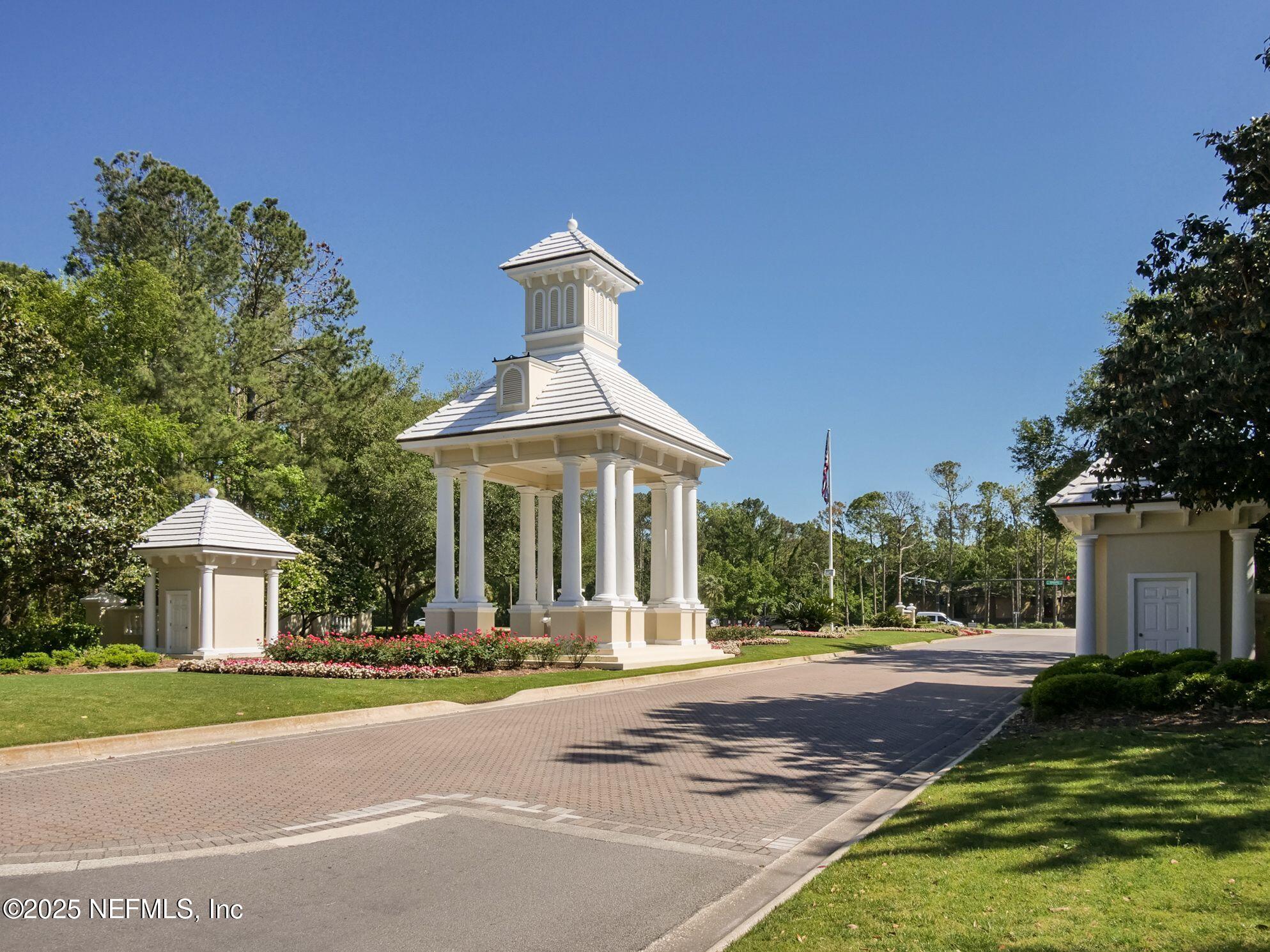 1611 NOTTINGHAM KNOLL Drive