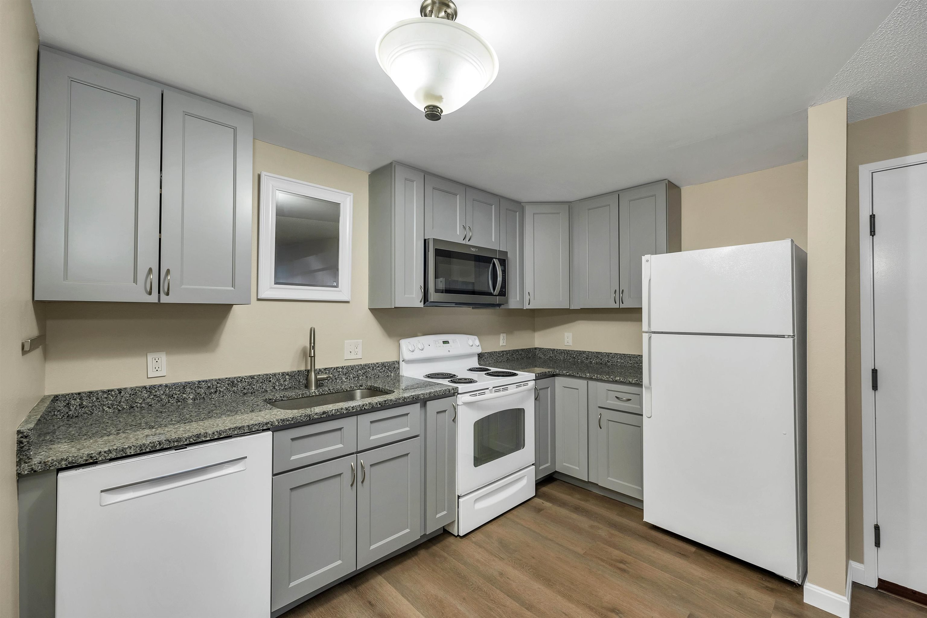 37 Alice Drive Unit: 73