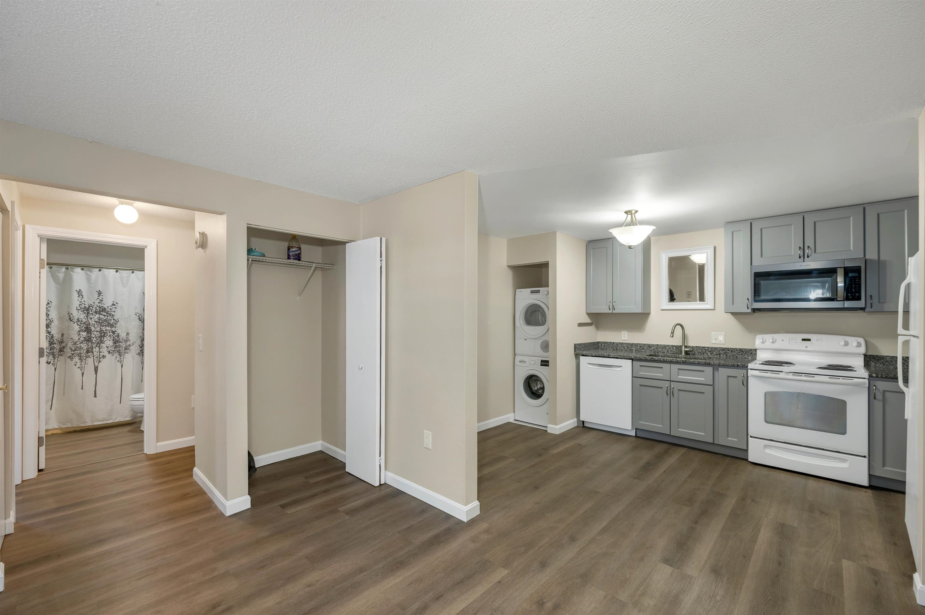37 Alice Drive Unit: 73
