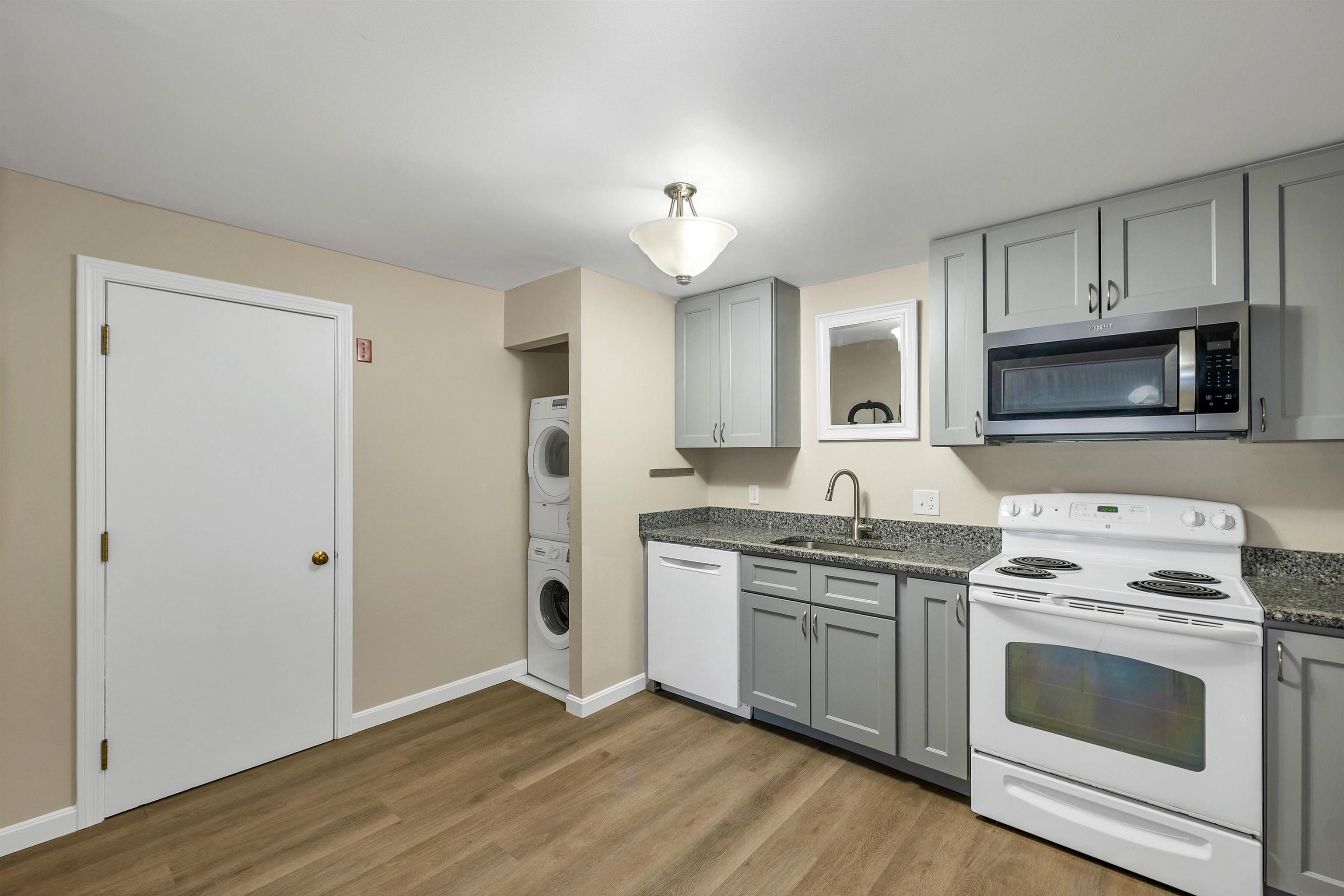 37 Alice Drive Unit: 73