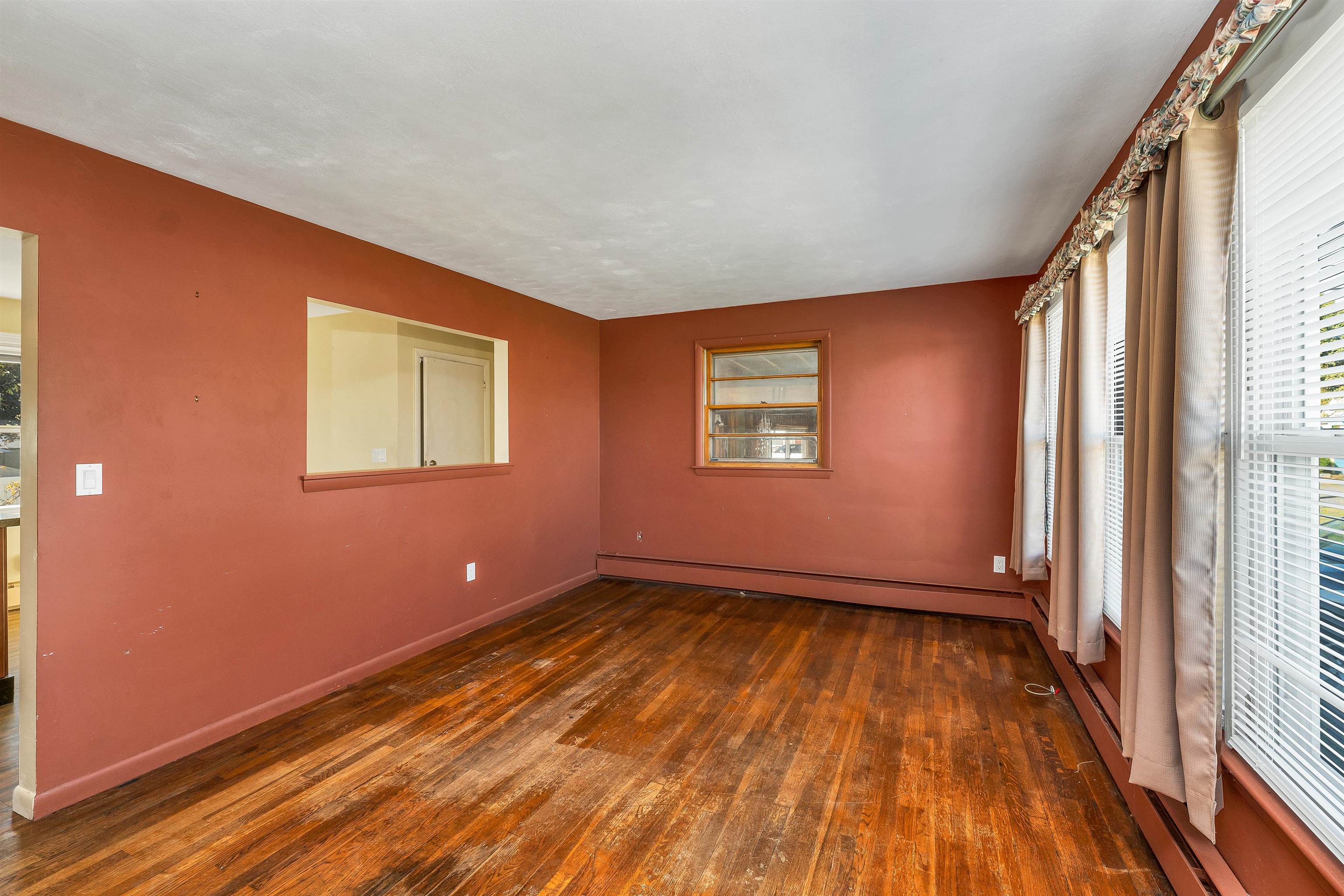 66 Broadway Avenue