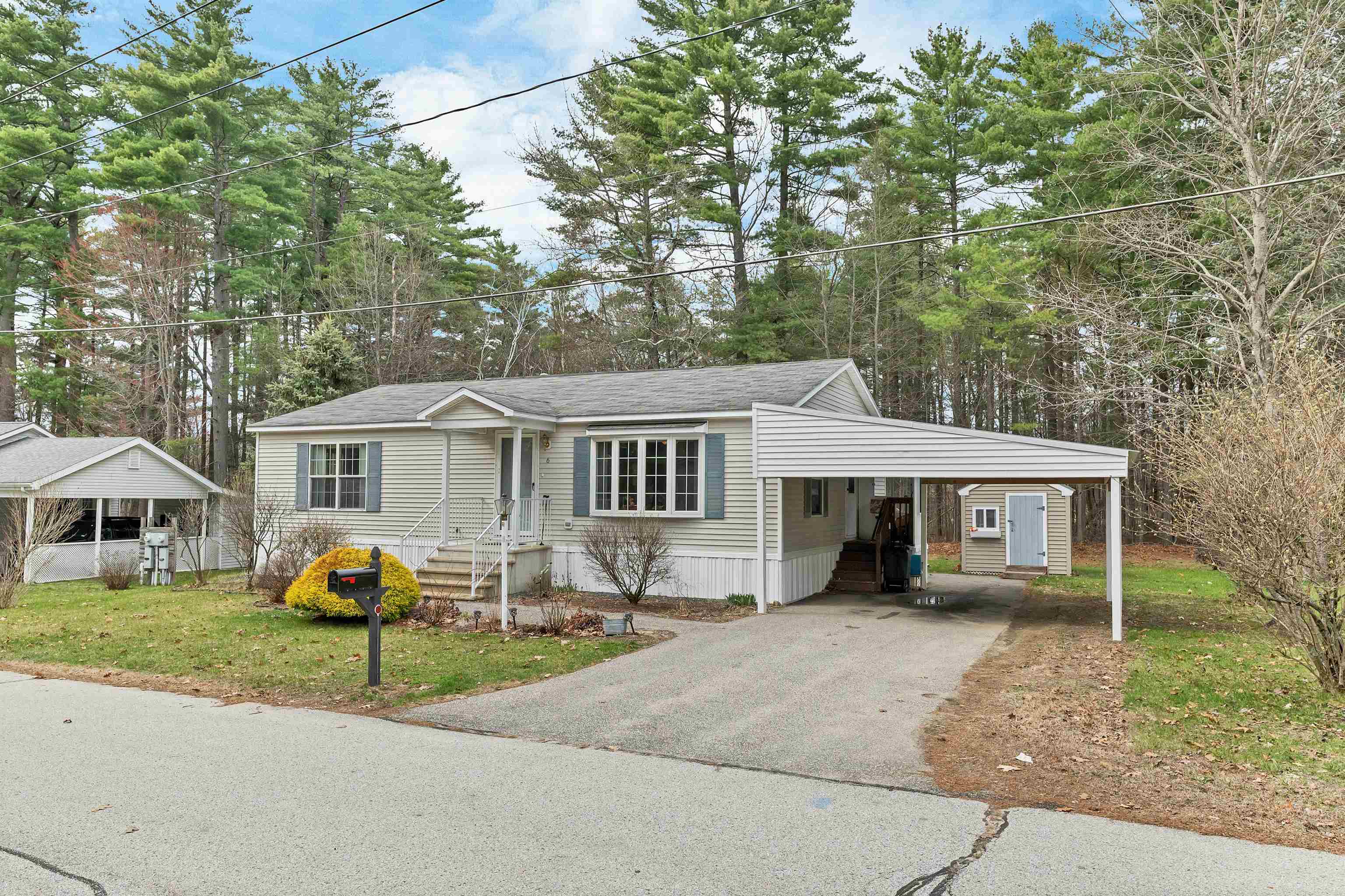 6 Centerwood Drive