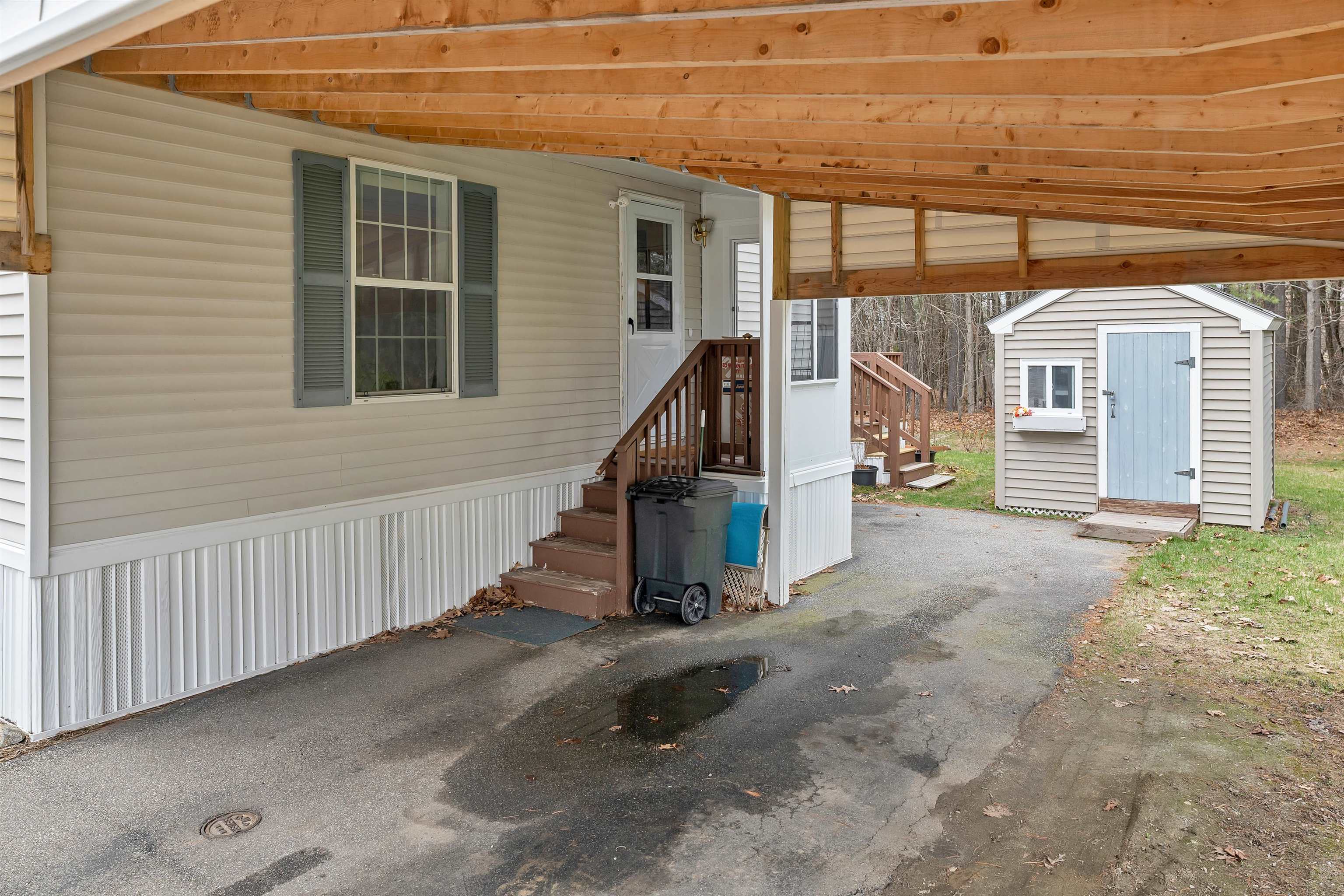 6 Centerwood Drive