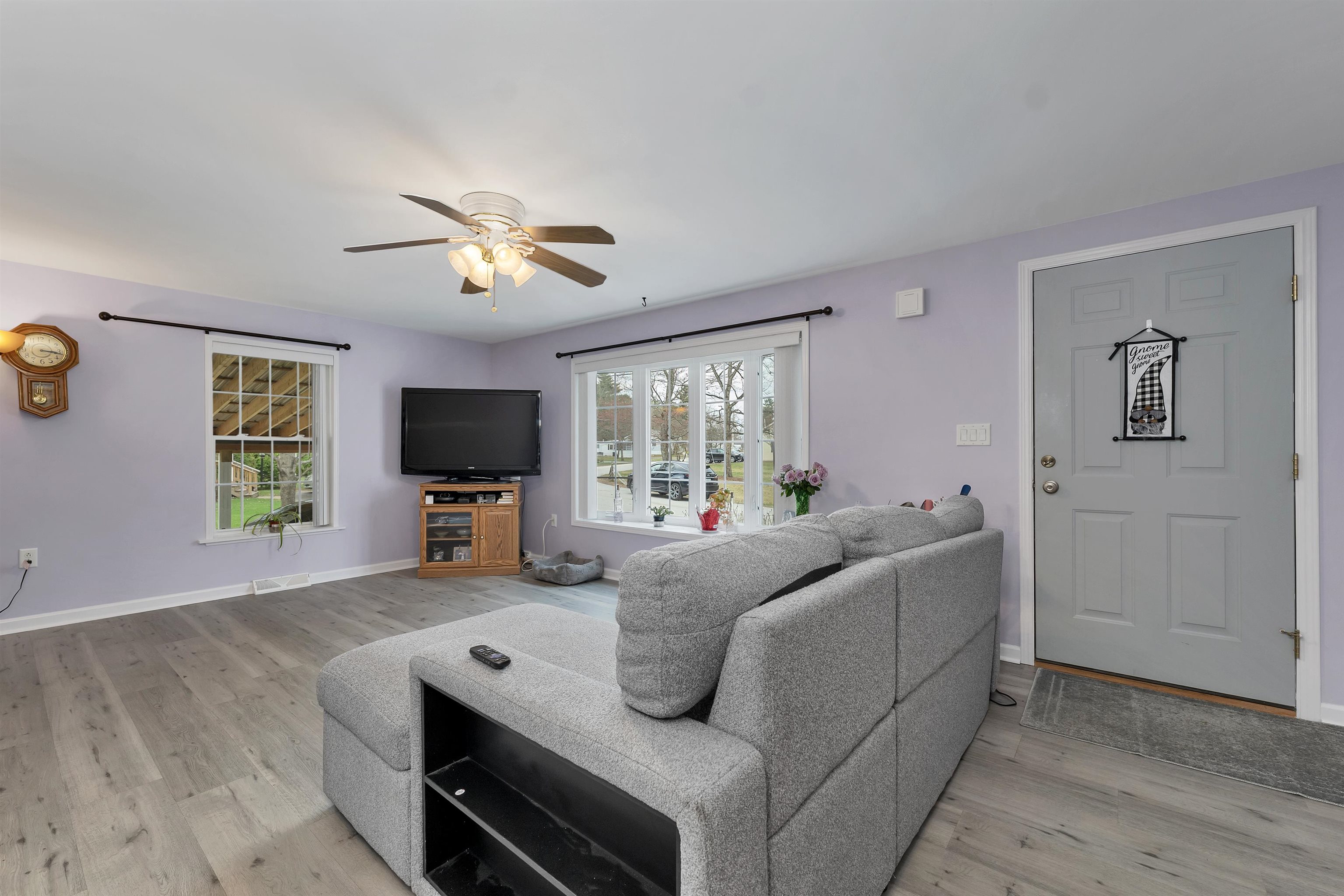 6 Centerwood Drive