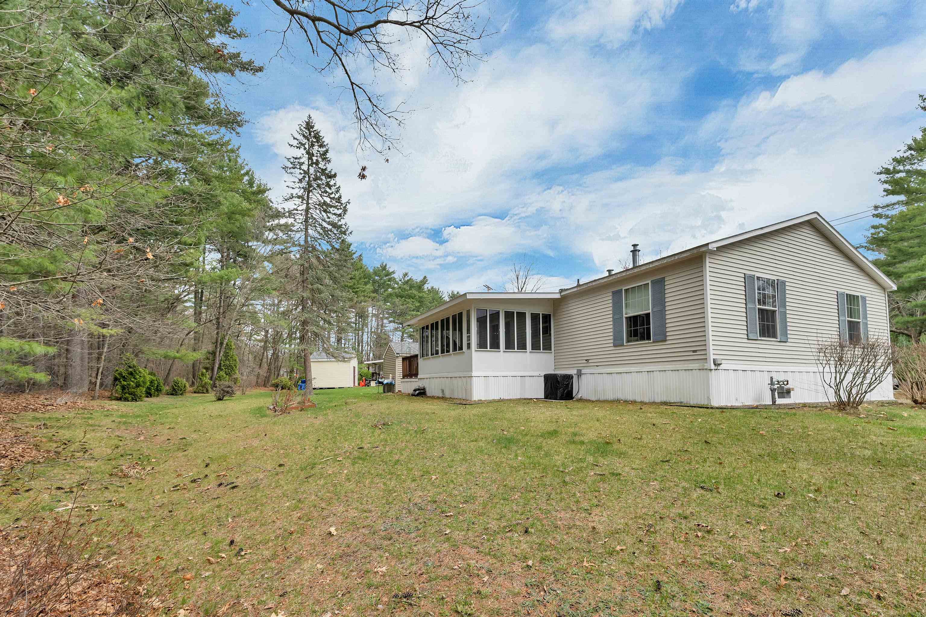 6 Centerwood Drive