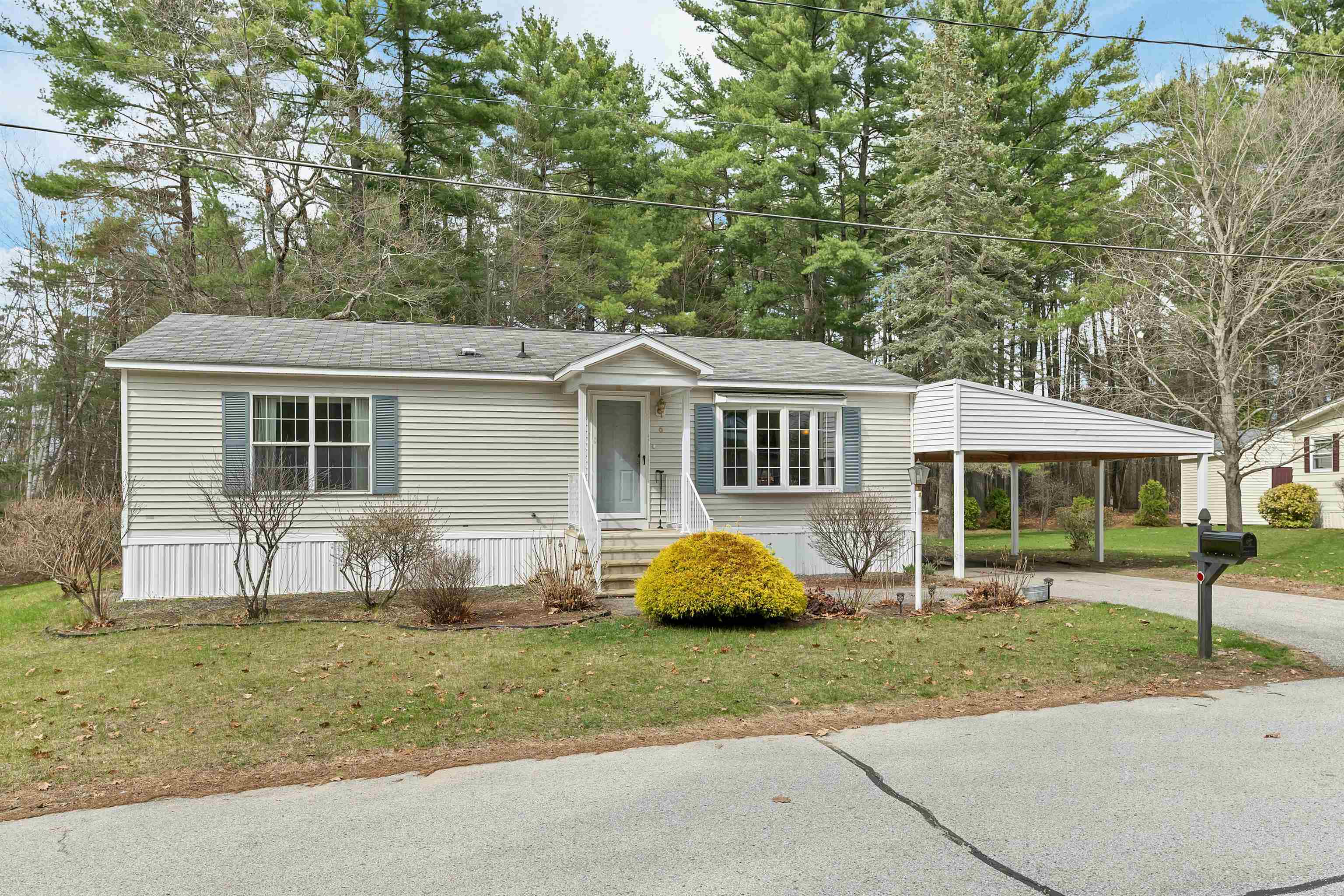 6 Centerwood Drive
