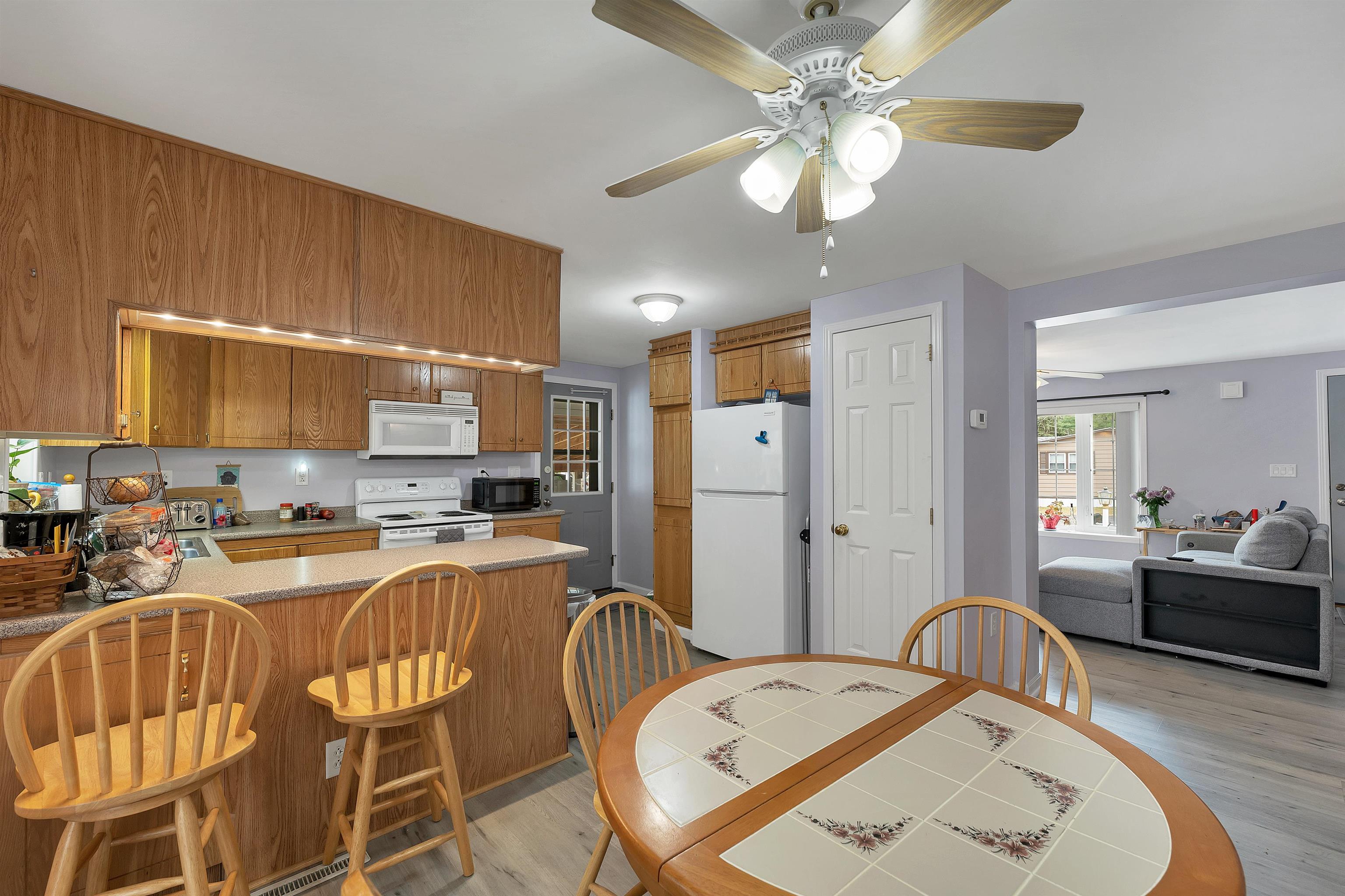 6 Centerwood Drive