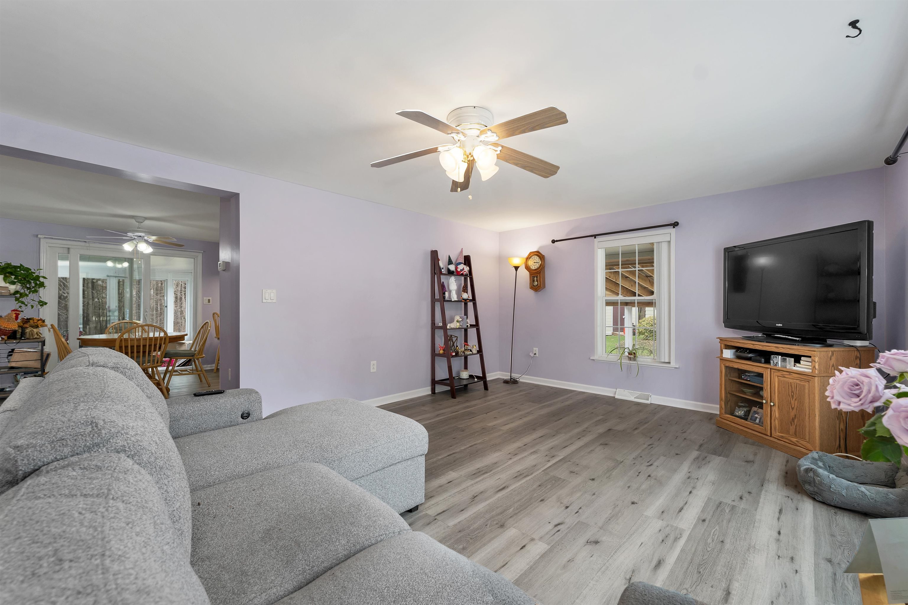 6 Centerwood Drive