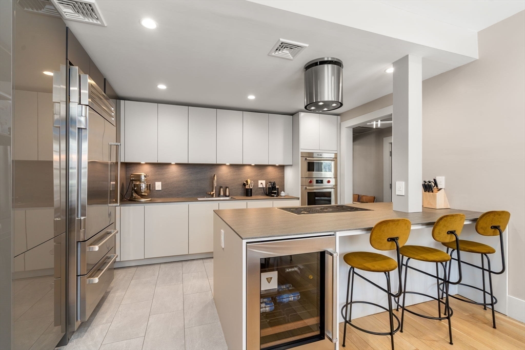 135 Beaconsfield # 2