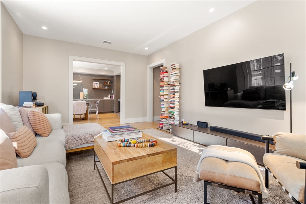 135 Beaconsfield # 2