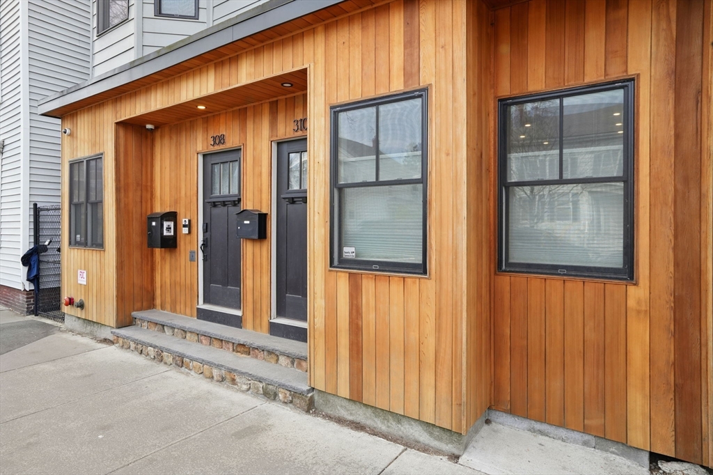 310 Broadway # 310