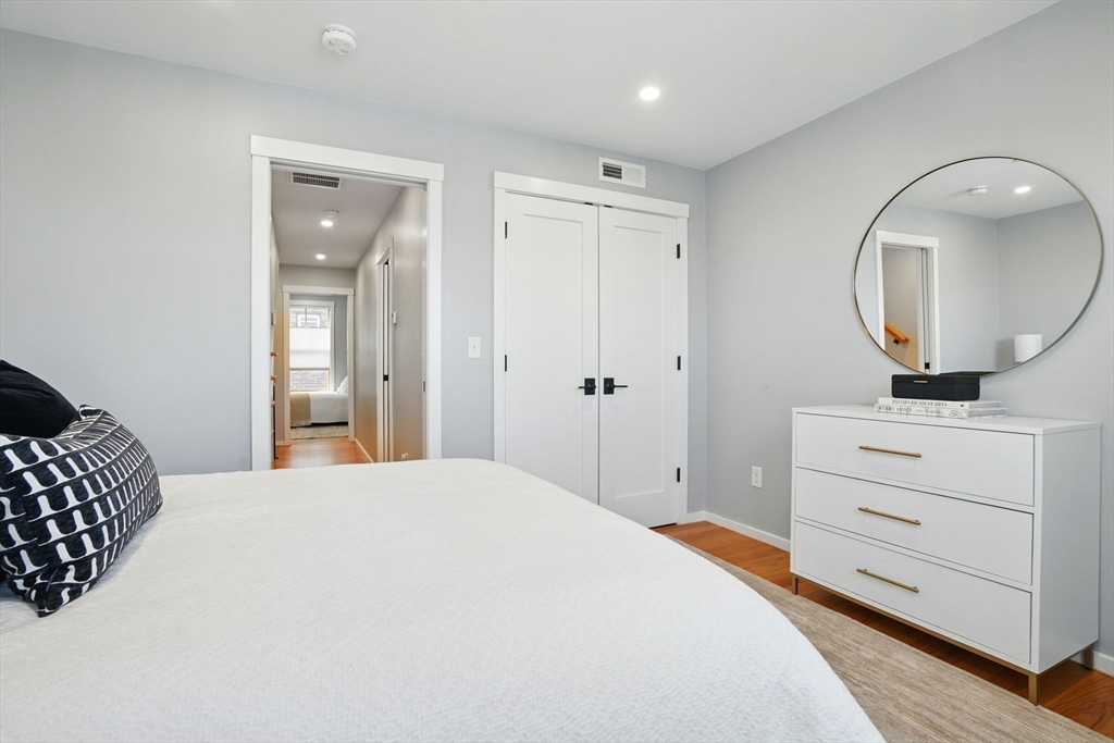 310 Broadway # 310