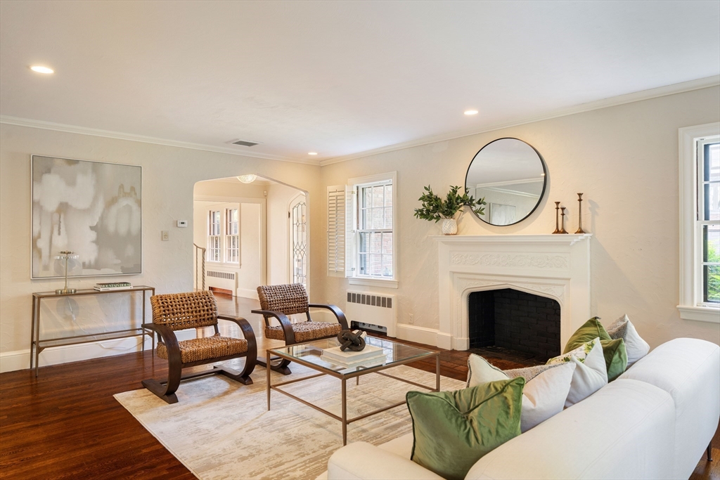 16 Lancaster Rd