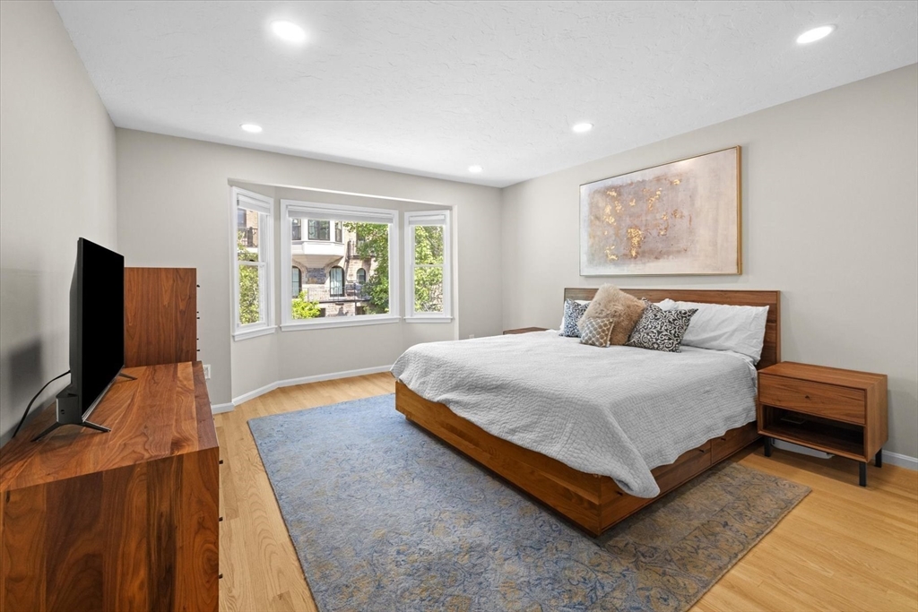 48 Regent Circle # 48