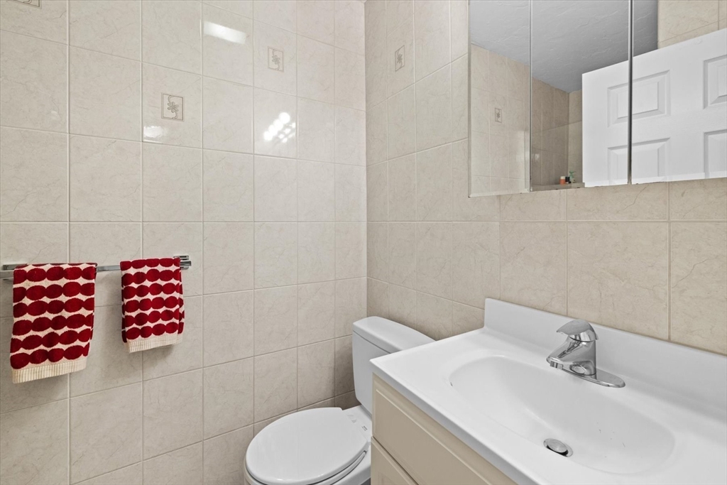 48 Regent Circle # 48