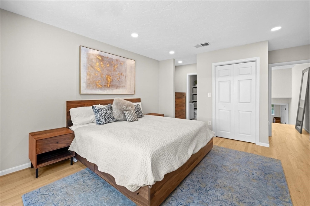 48 Regent Circle # 48