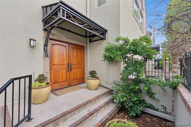 498 Columbine Street Unit: 9