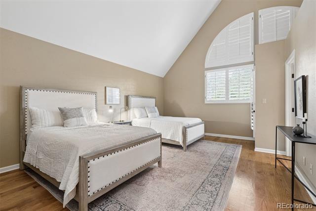 498 Columbine Street Unit: 9