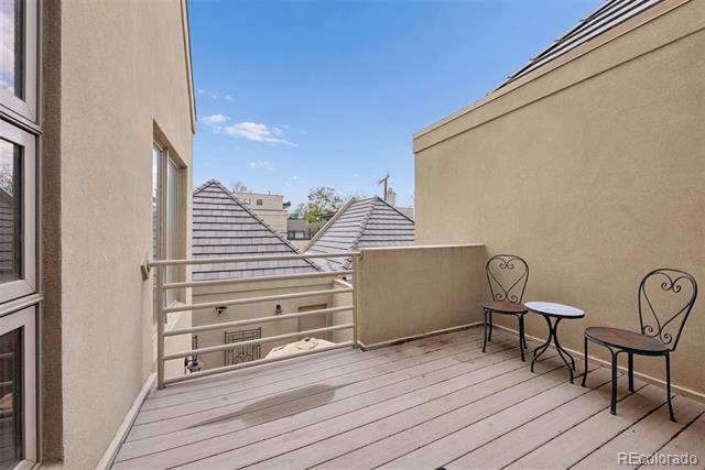 498 Columbine Street Unit: 9