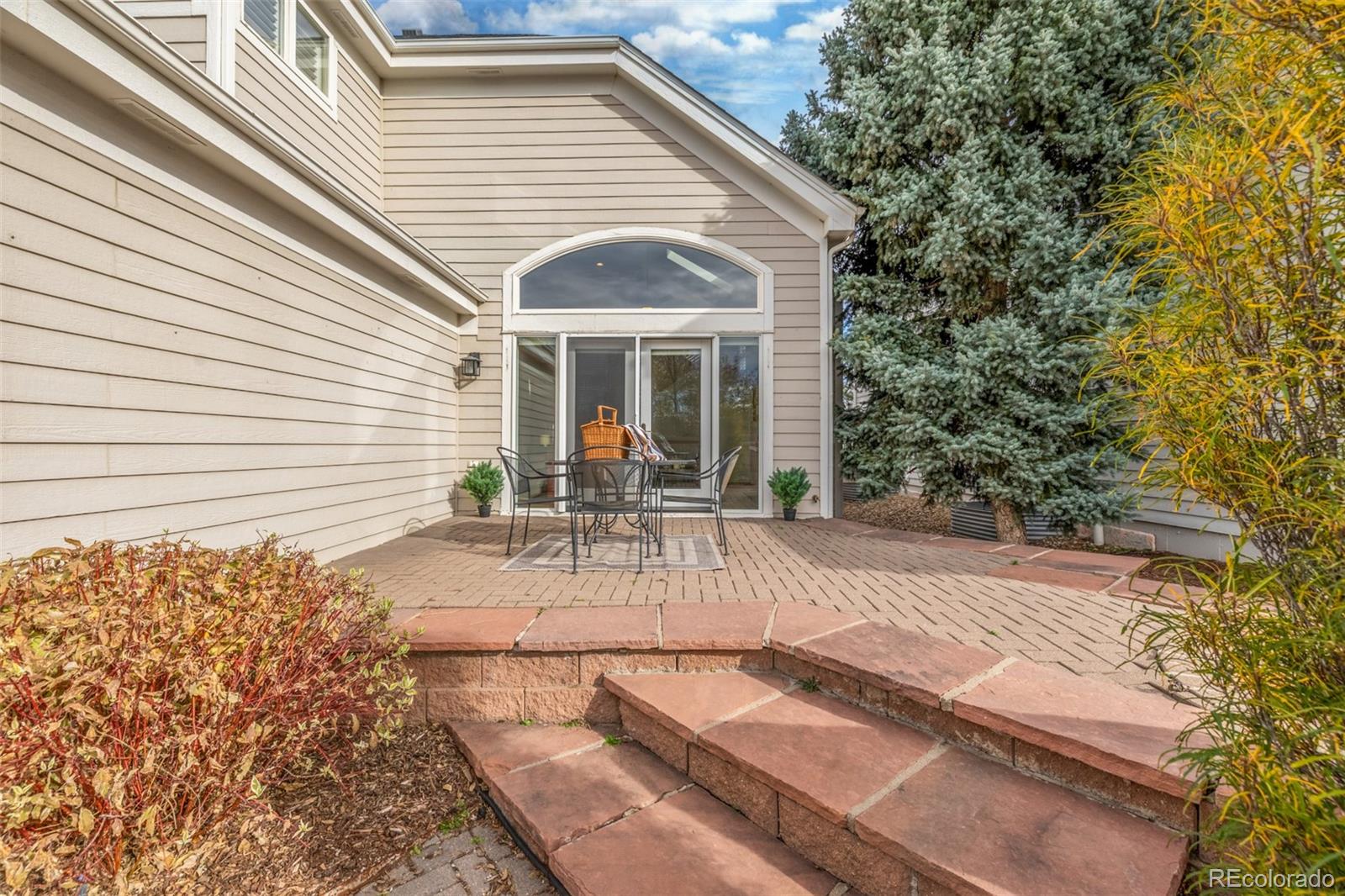 1011 S Valentia Street Unit: 30