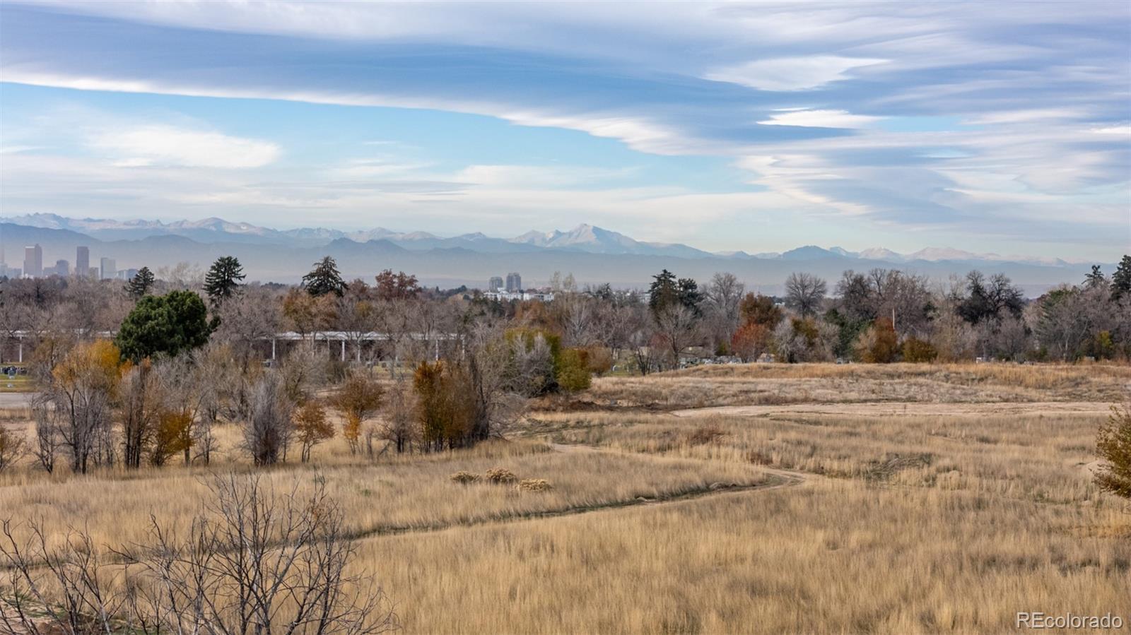 1011 S Valentia Street Unit: 30