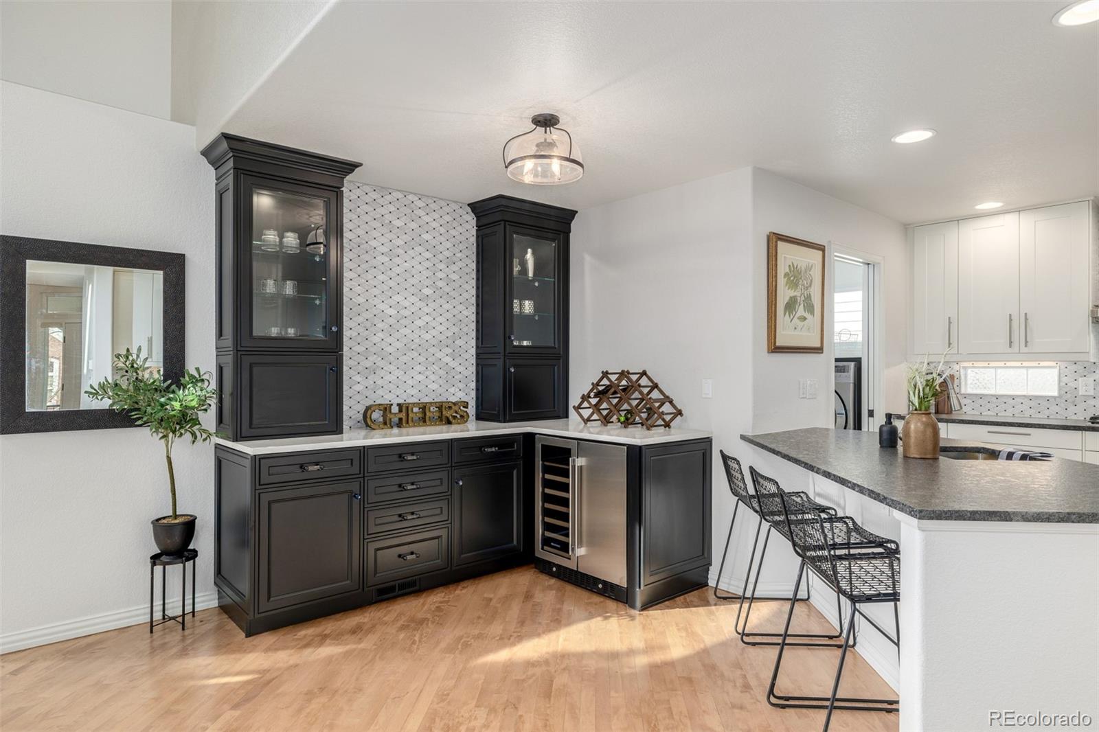 1011 S Valentia Street Unit: 30