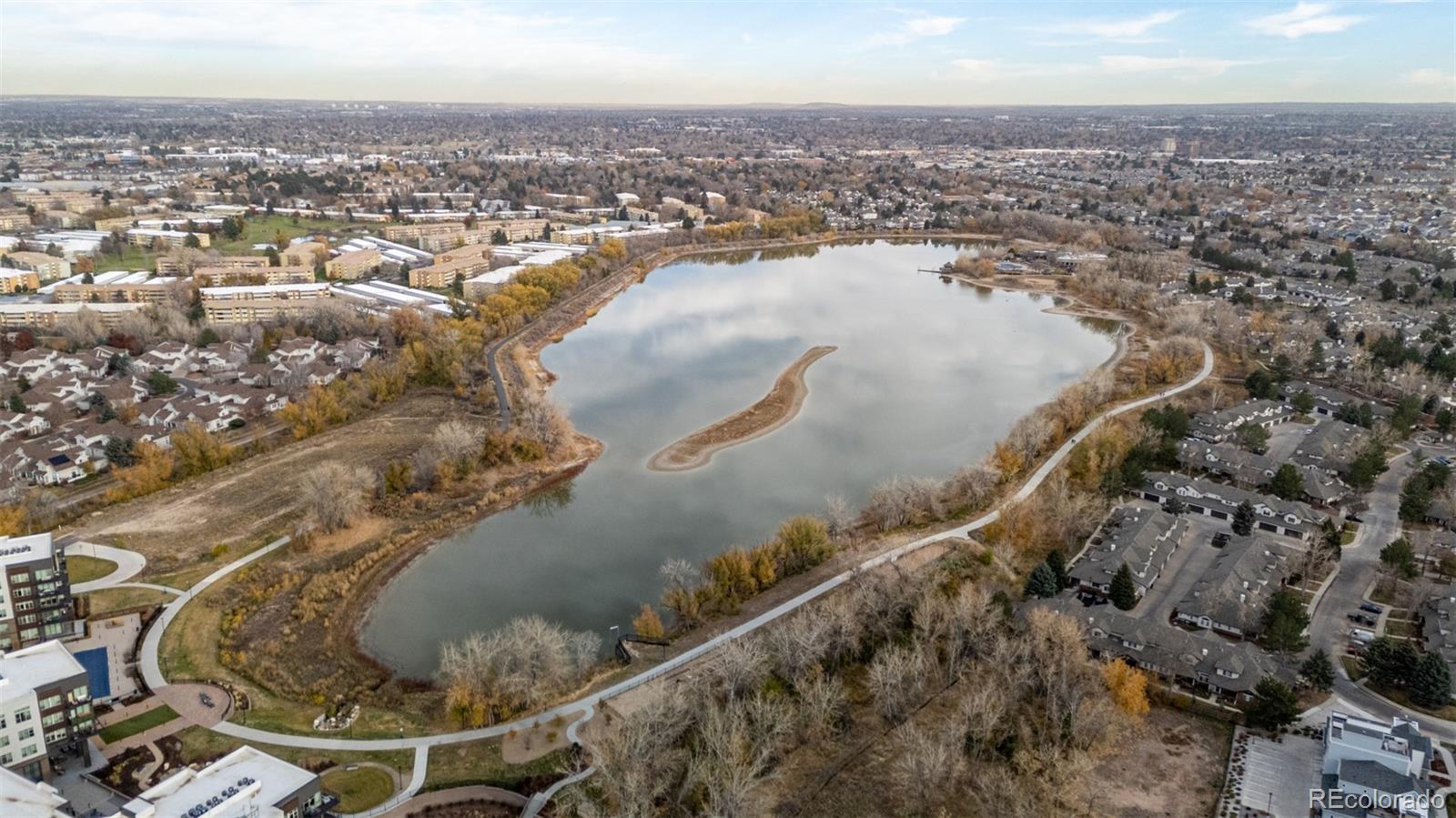 1011 S Valentia Street Unit: 30