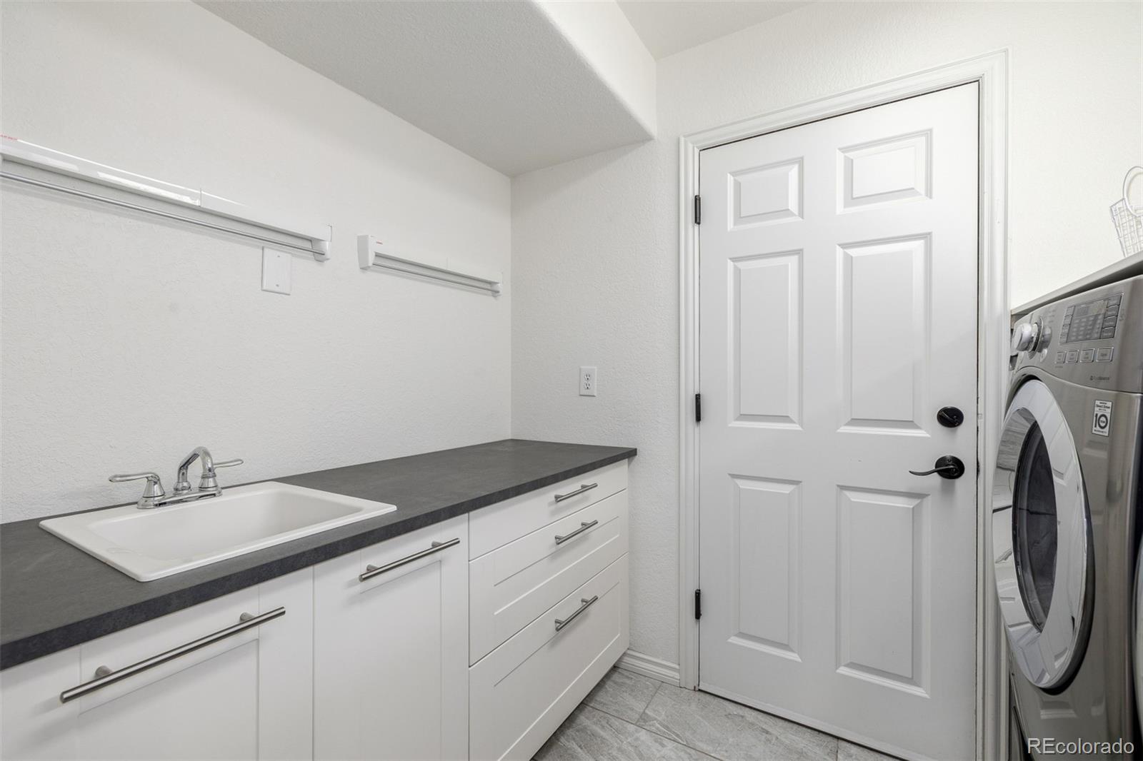 1011 S Valentia Street Unit: 30