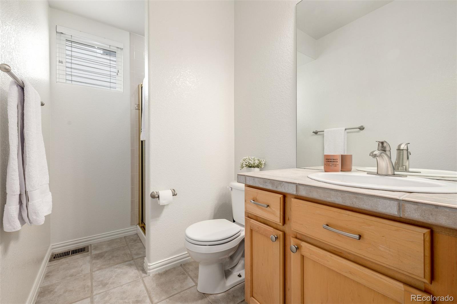 1011 S Valentia Street Unit: 30