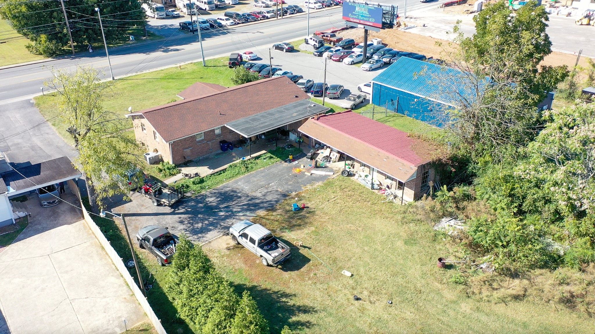 744 N Main St