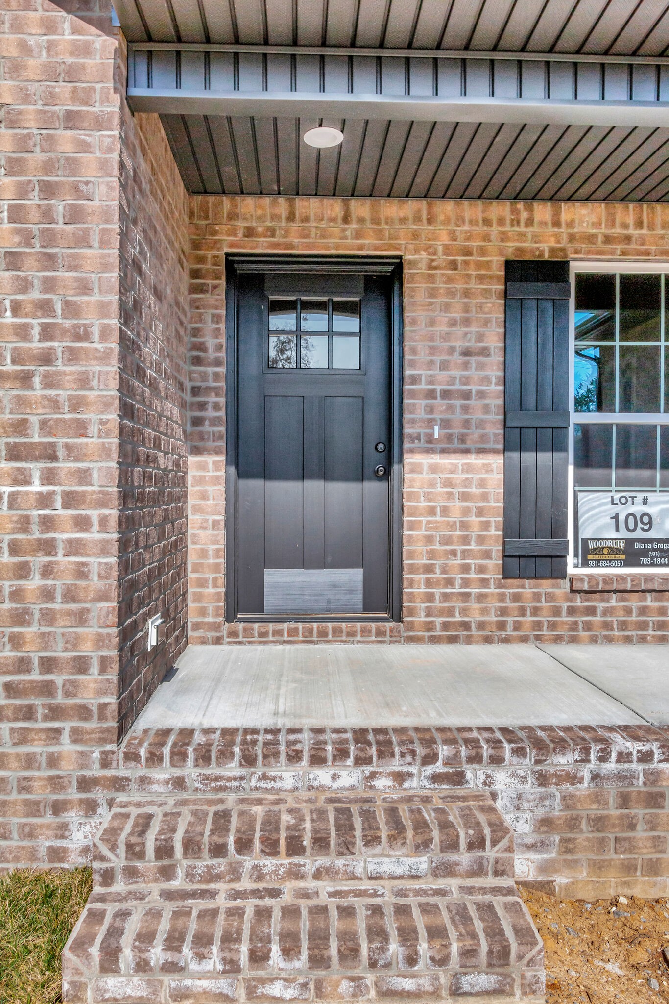 505 Rose Ln