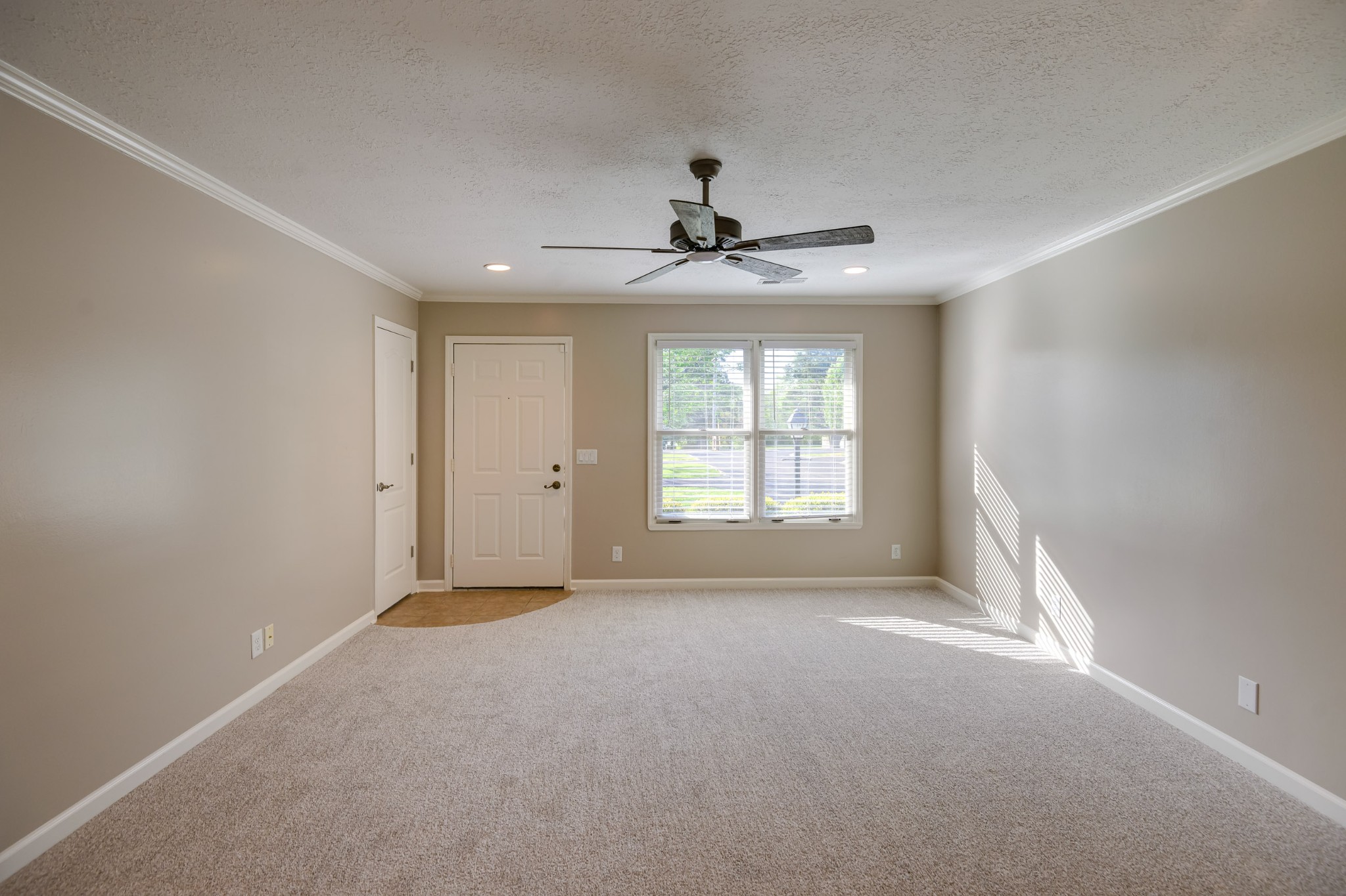 1130 Horse Mountain Rd