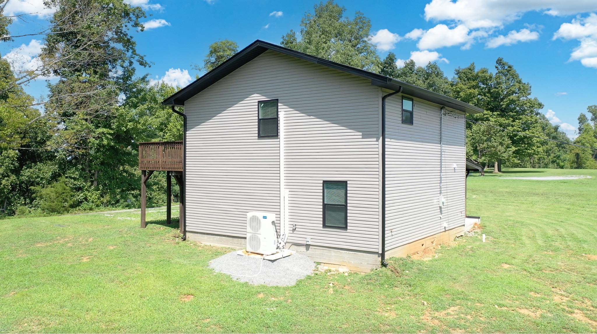 1489 Mount Herman Rd