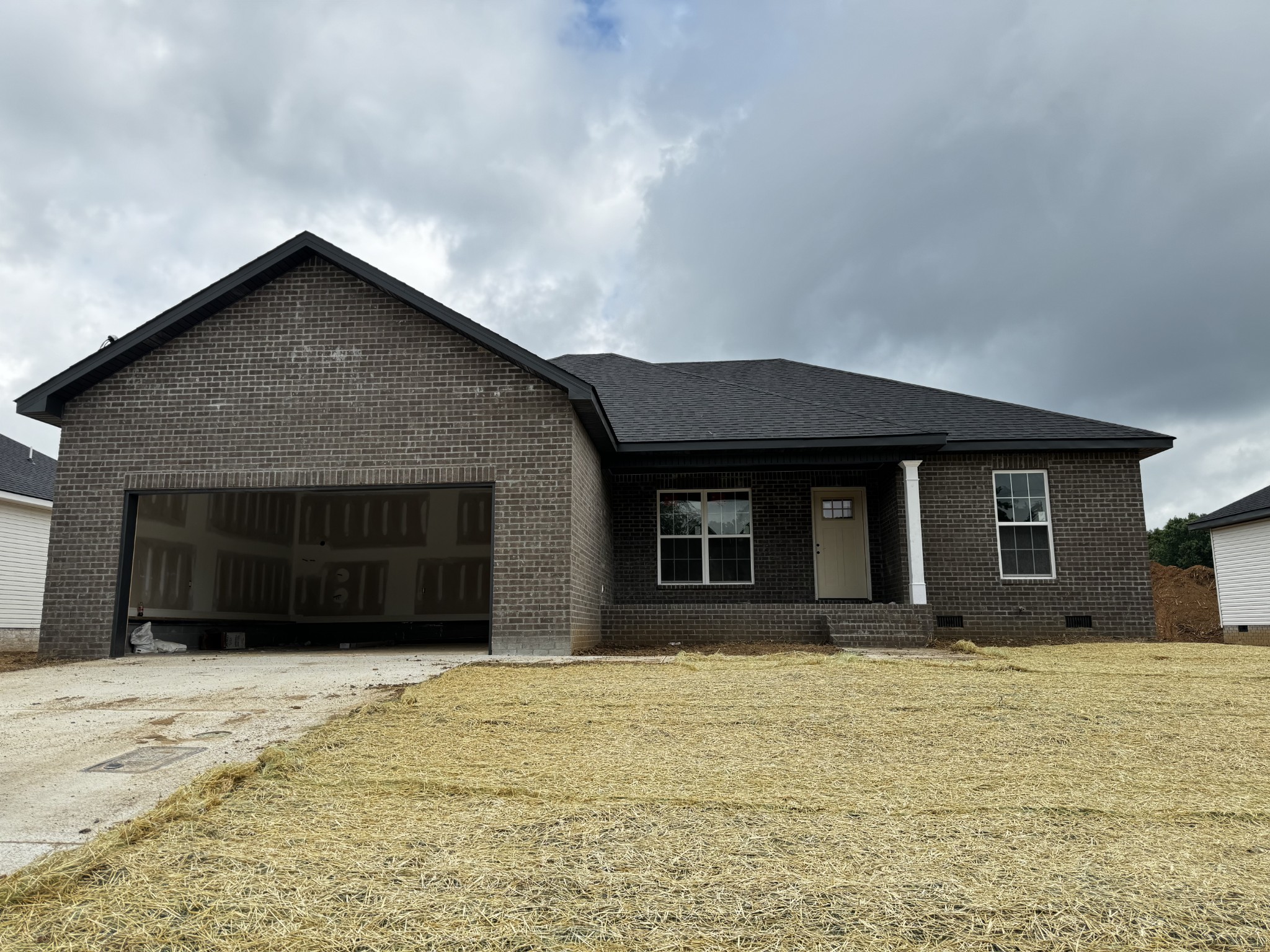 305 Lucas Rd