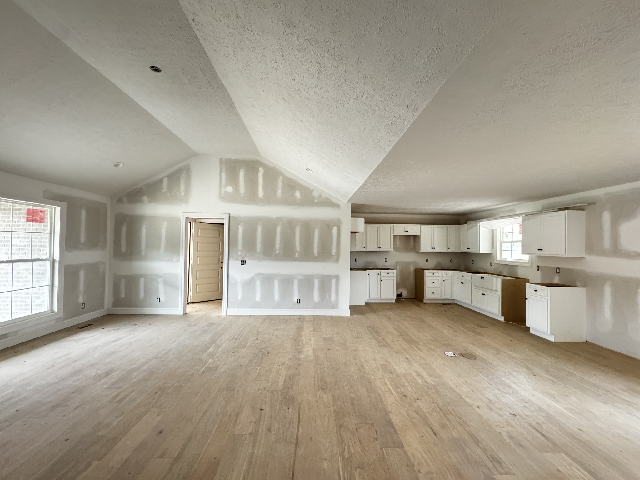 305 Lucas Rd