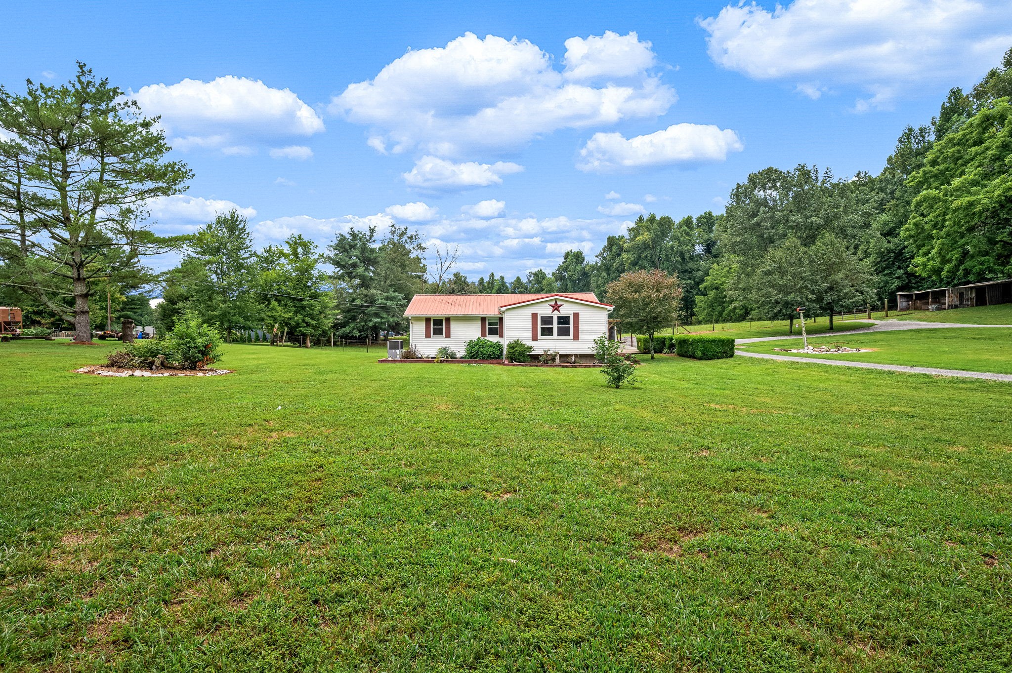 290 Womble Rd