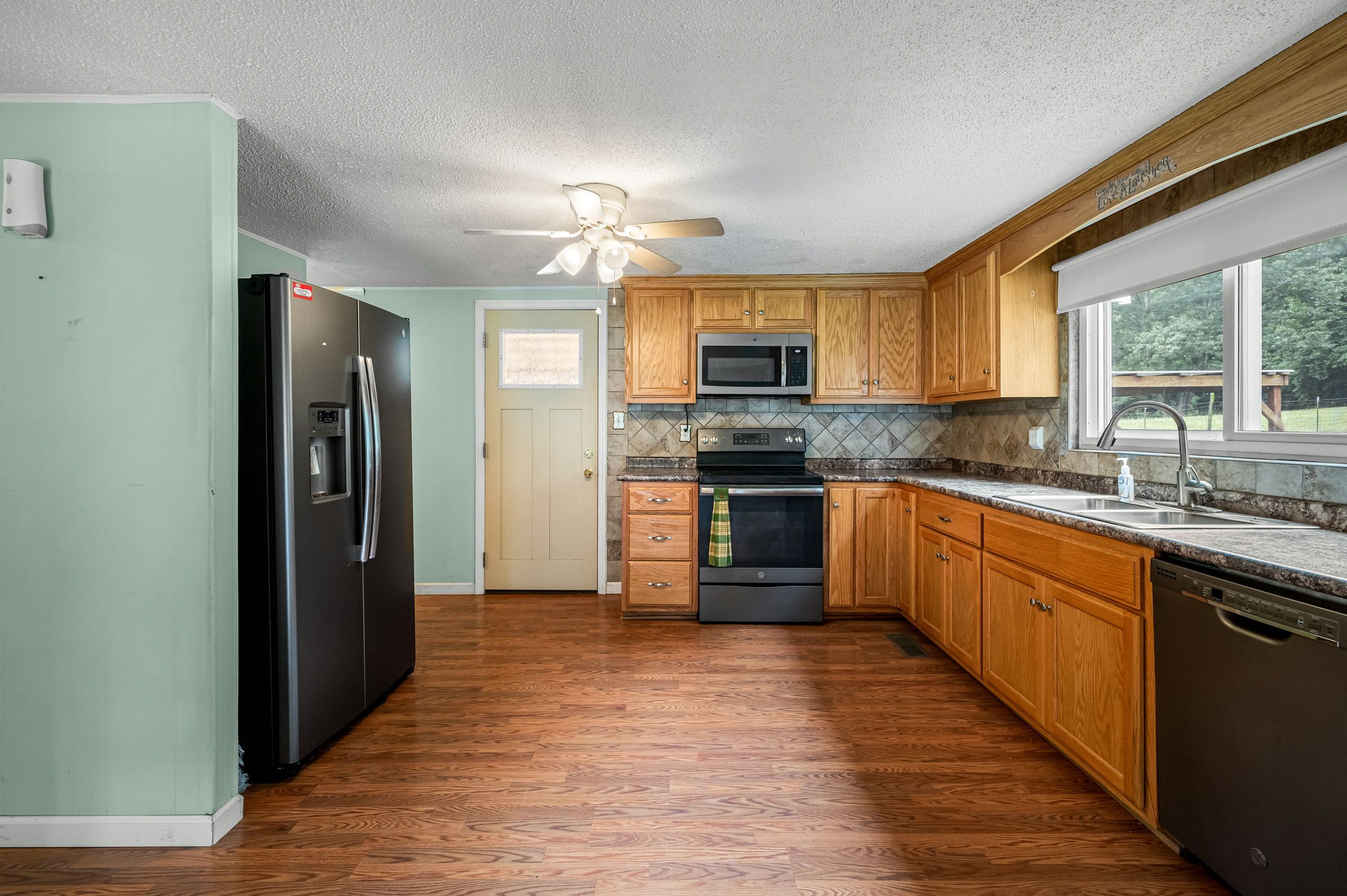 290 Womble Rd