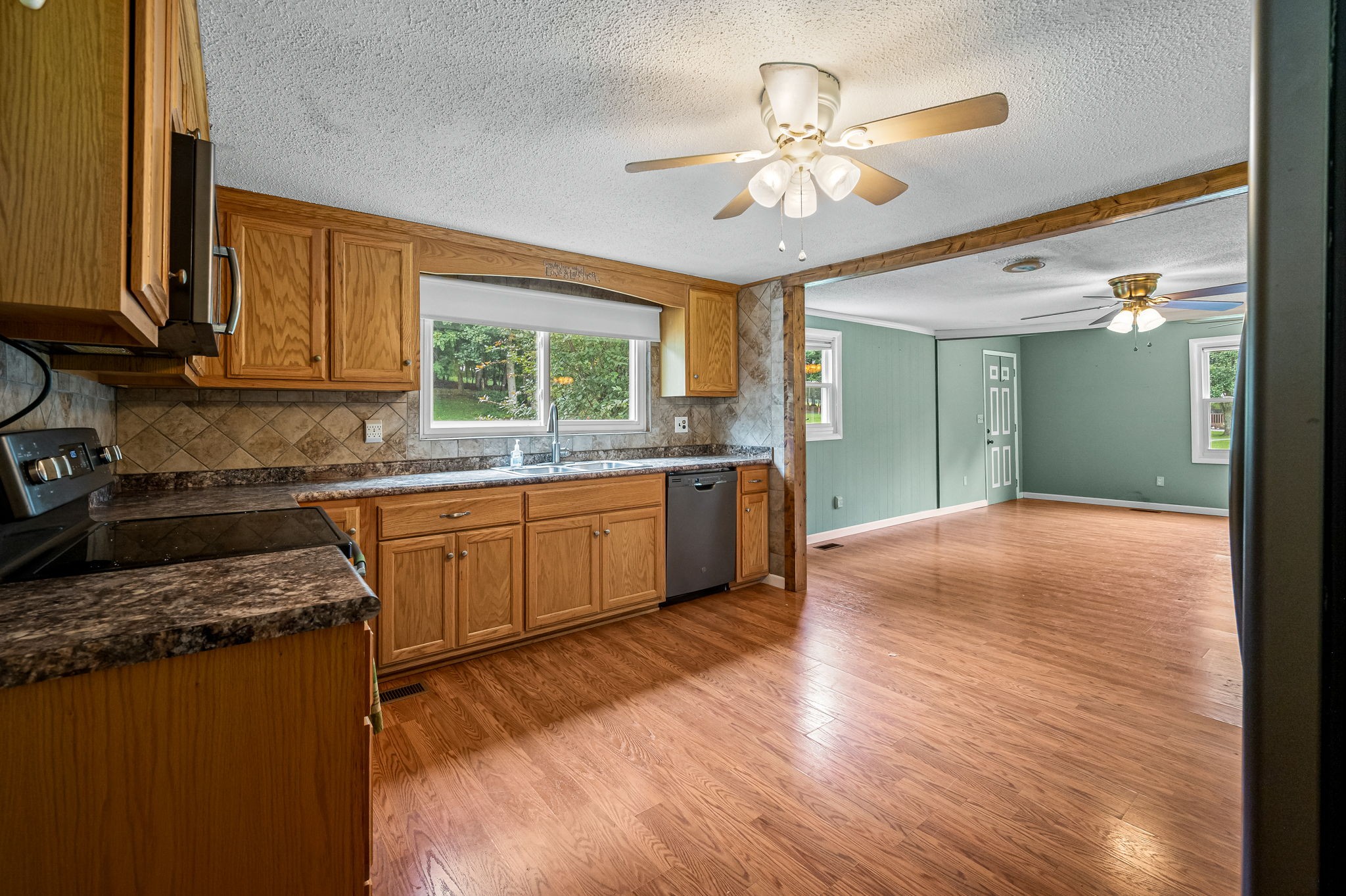 290 Womble Rd