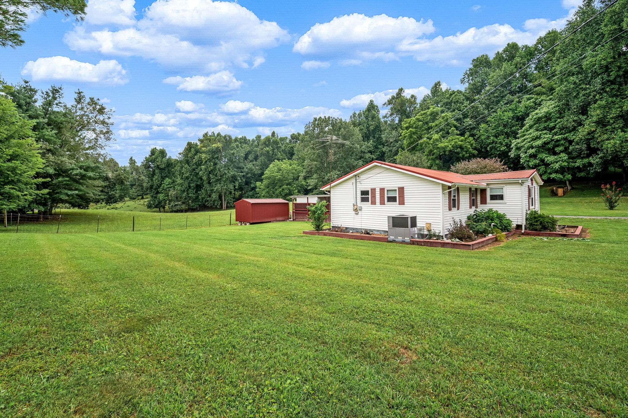 290 Womble Rd