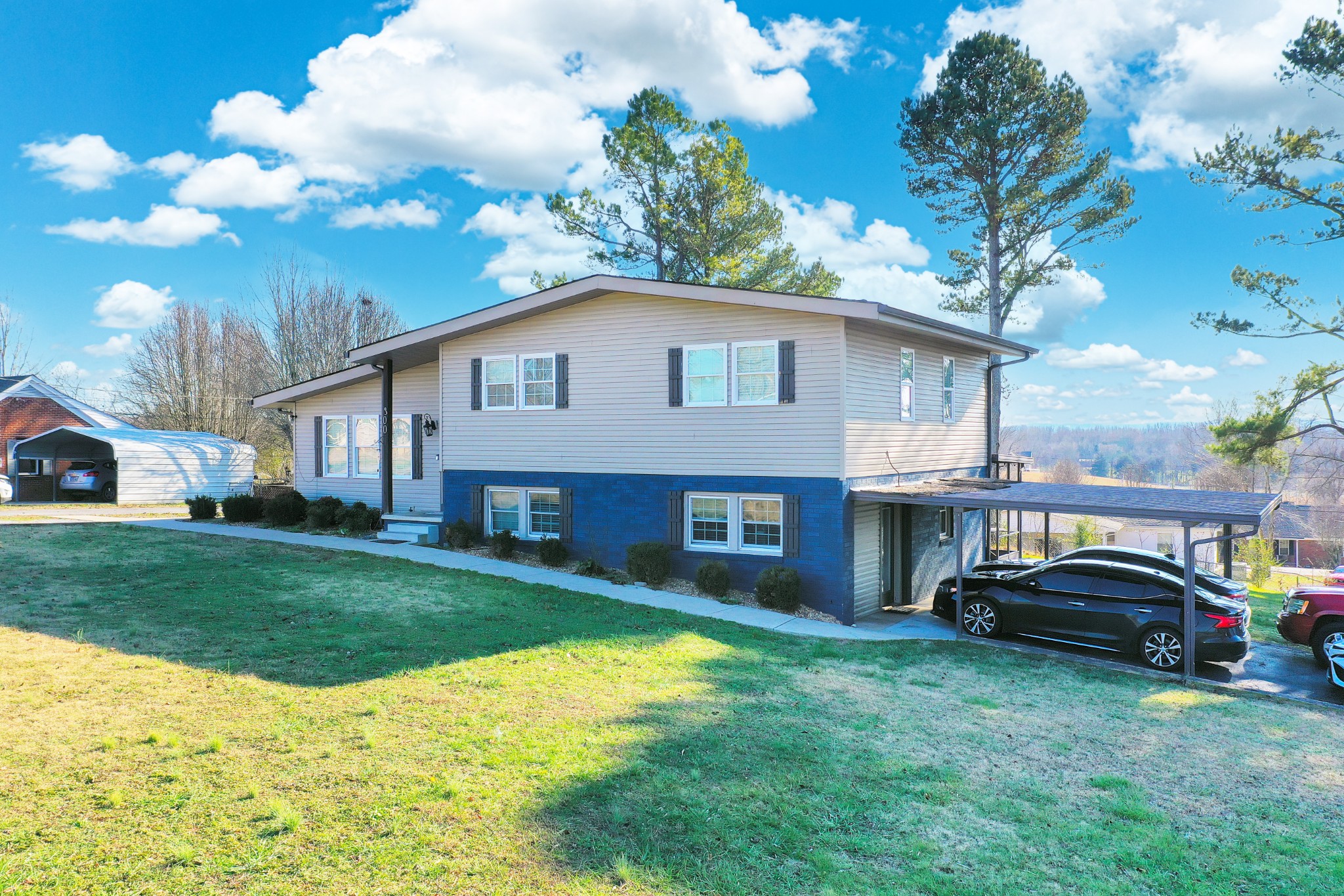300 Scenic Dr