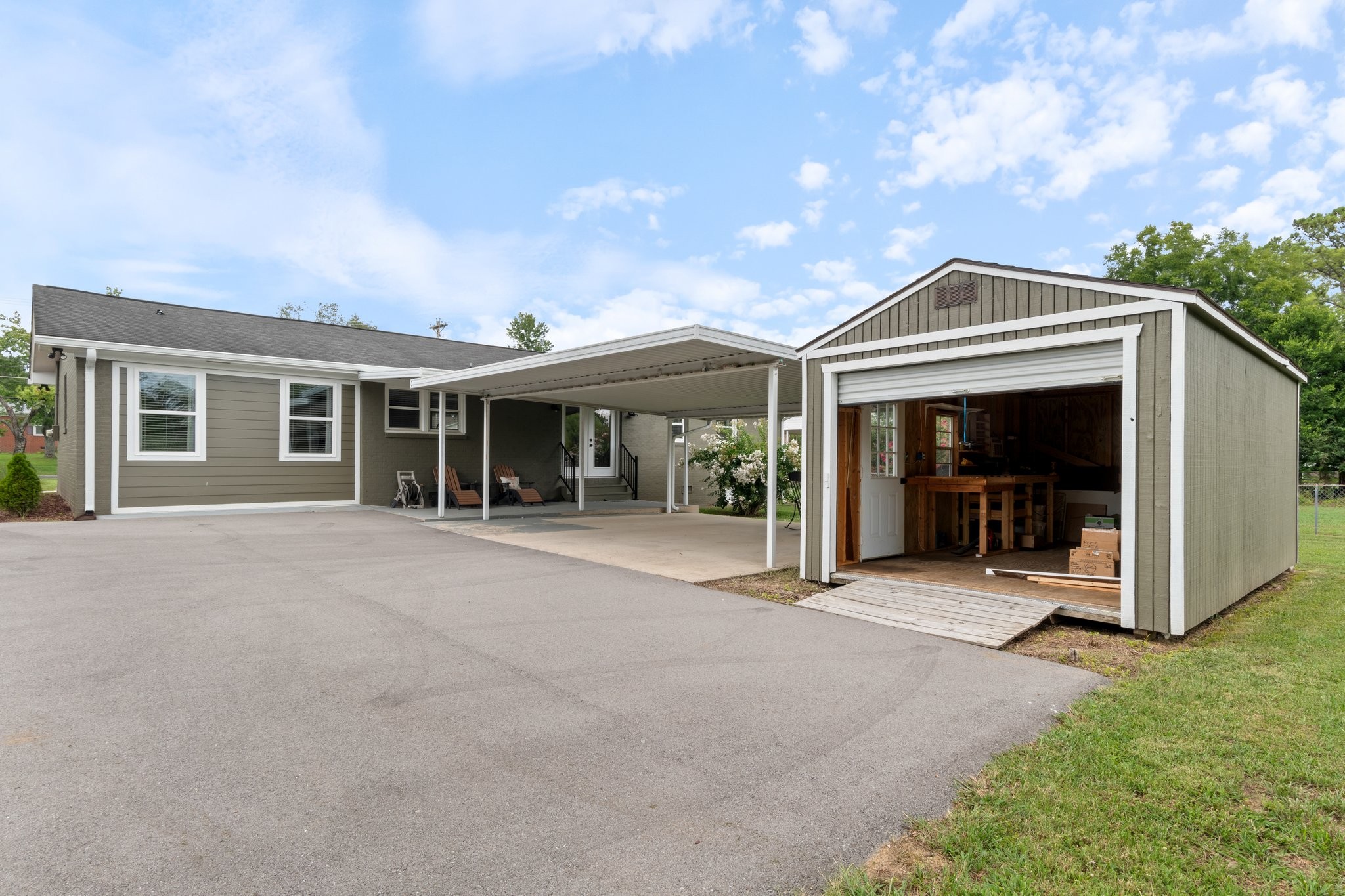 114 Blue Ribbon Pkwy