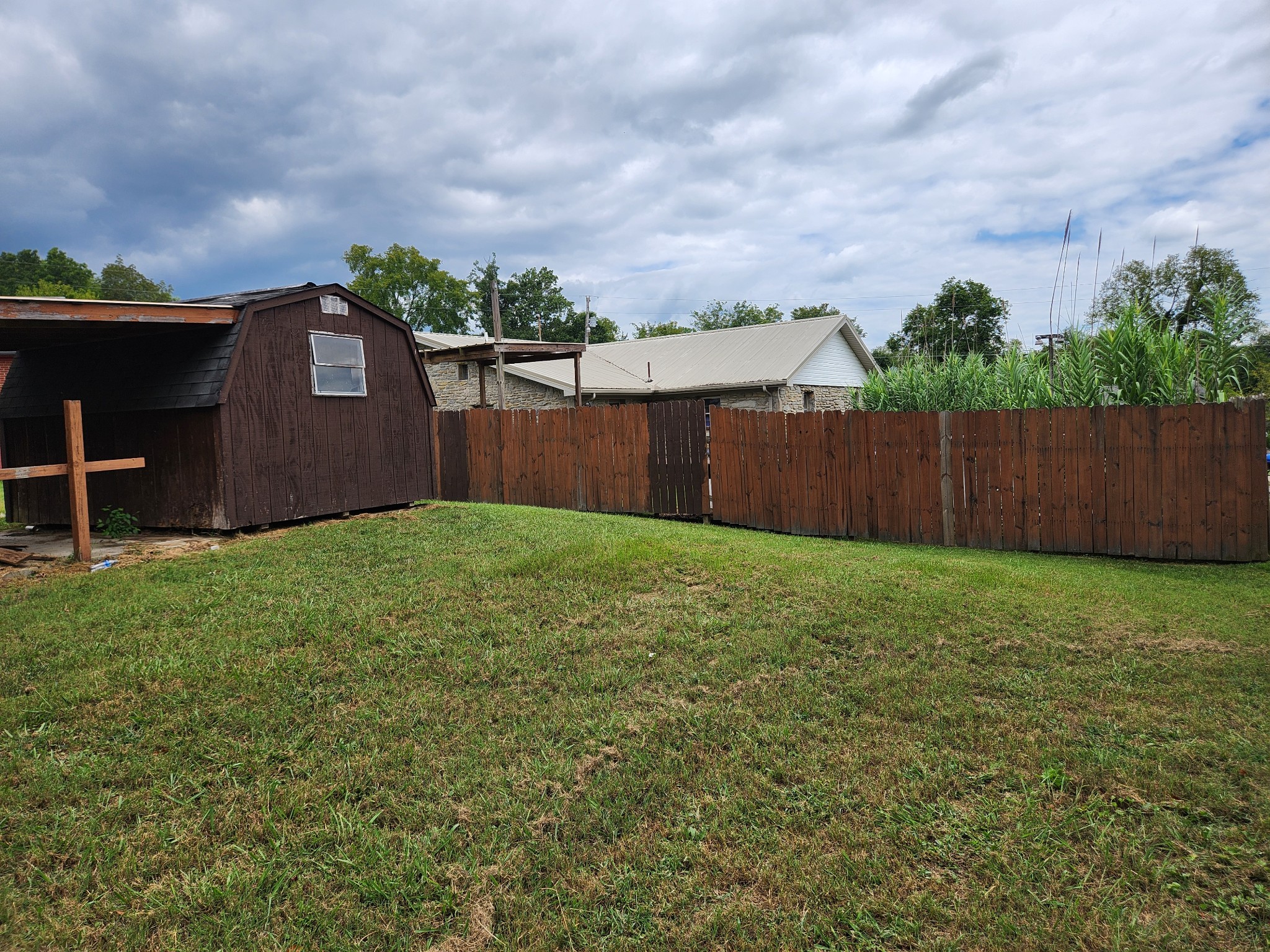 114 Circle Dr