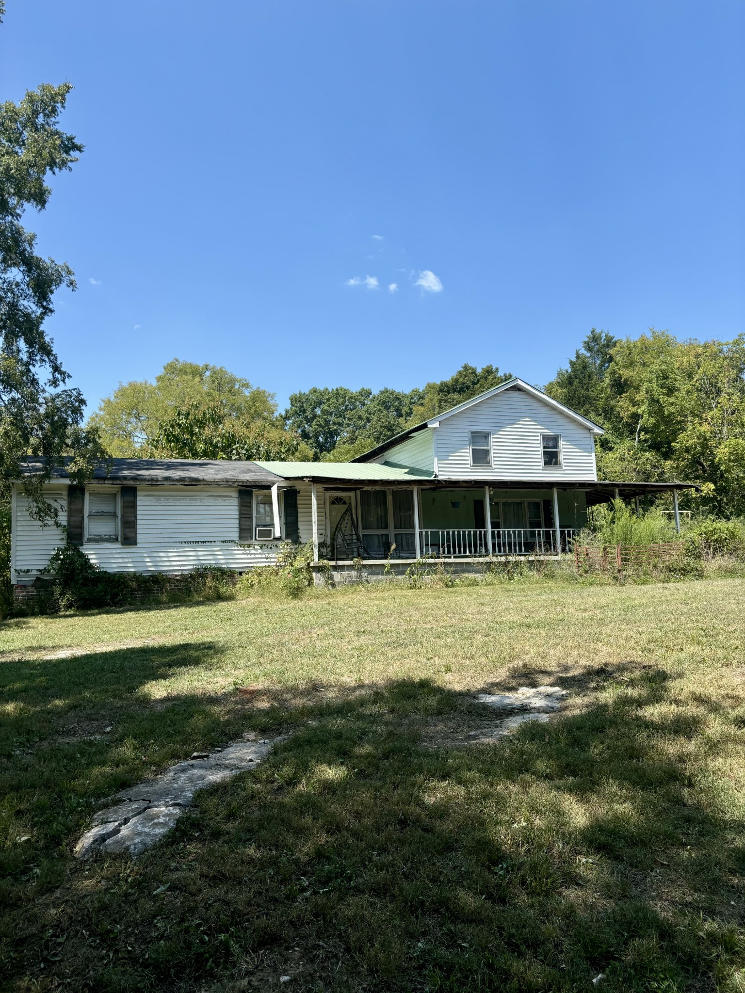 239 Arnold Ln