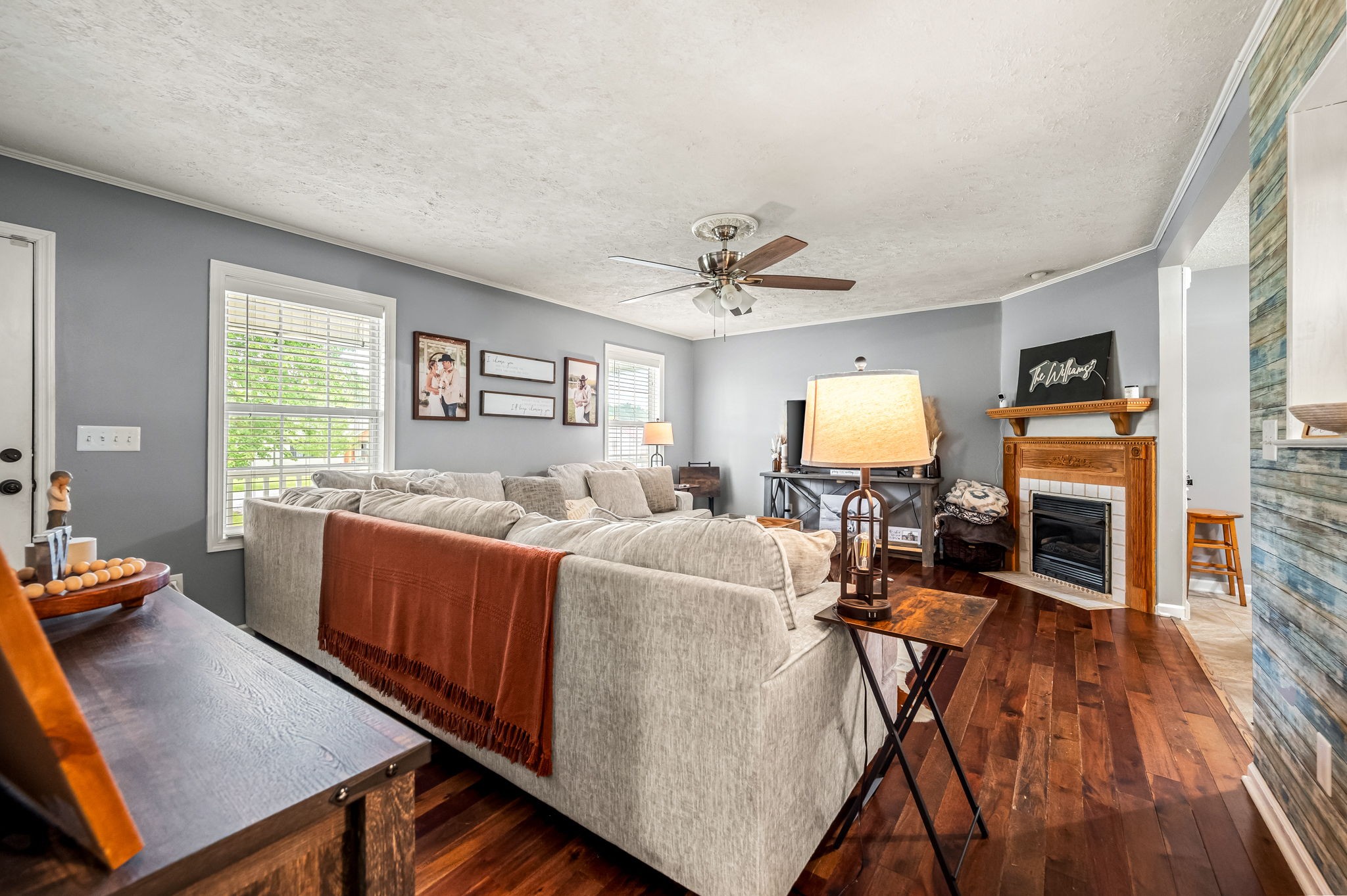 335 Overlook Cir