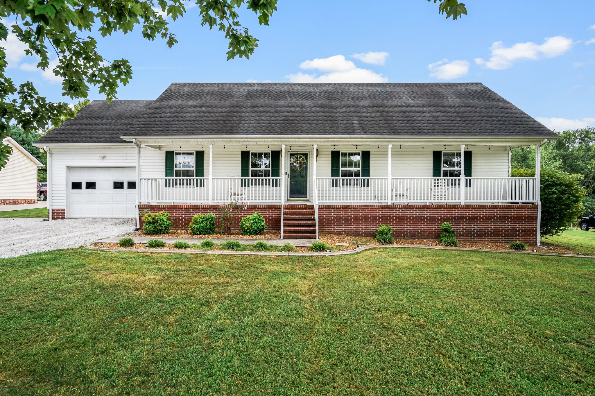 335 Overlook Cir