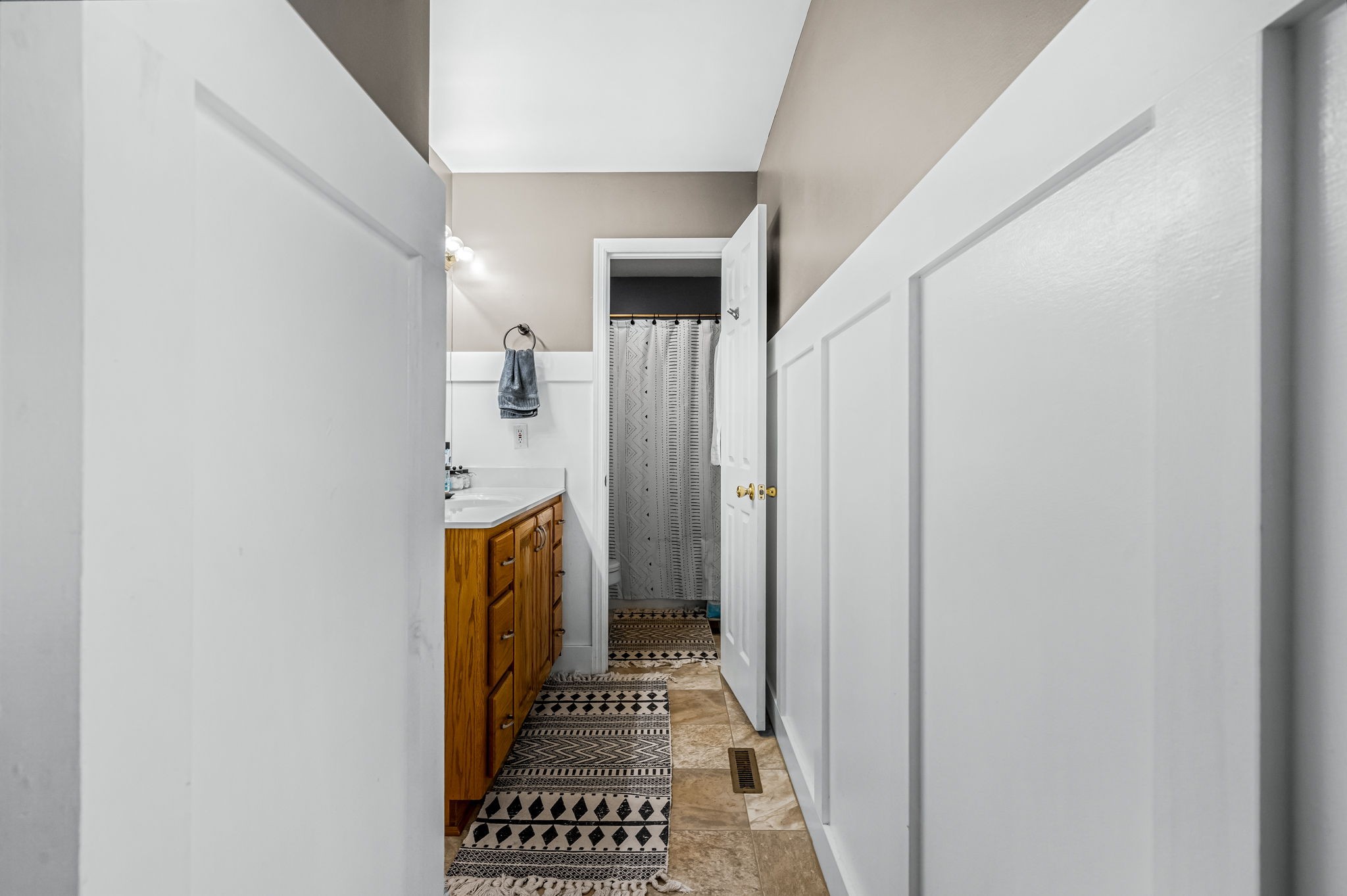 335 Overlook Cir