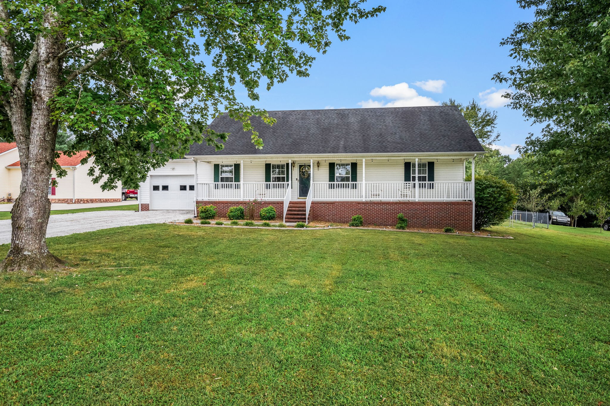 335 Overlook Cir
