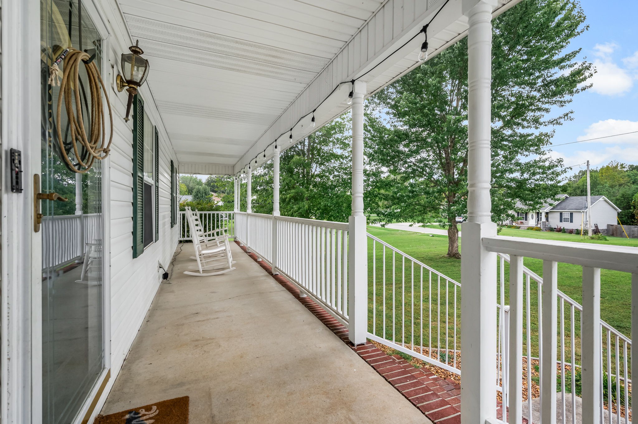 335 Overlook Cir