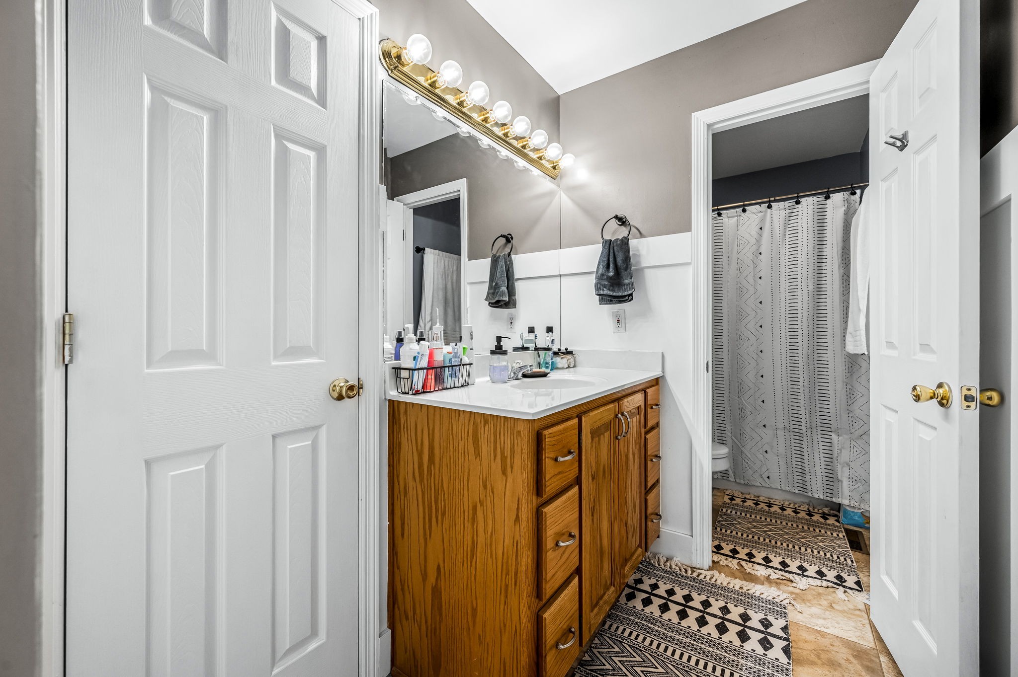 335 Overlook Cir